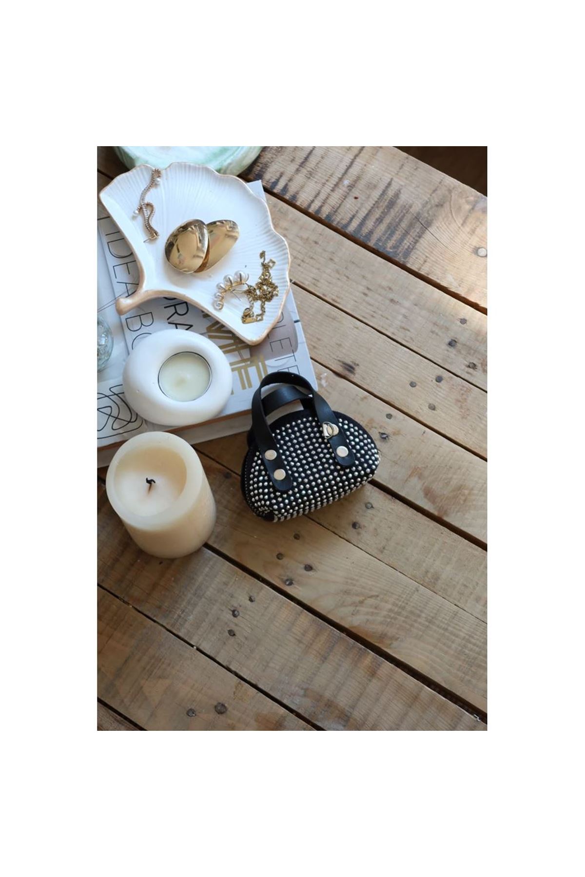 Siyah zımbalı mini maskot bozuk para cüzdanı