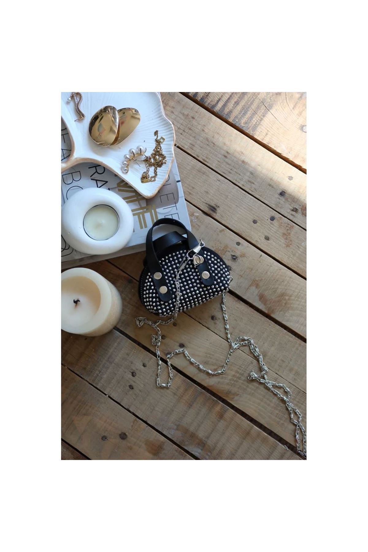 Siyah zımbalı mini maskot bozuk para cüzdanı