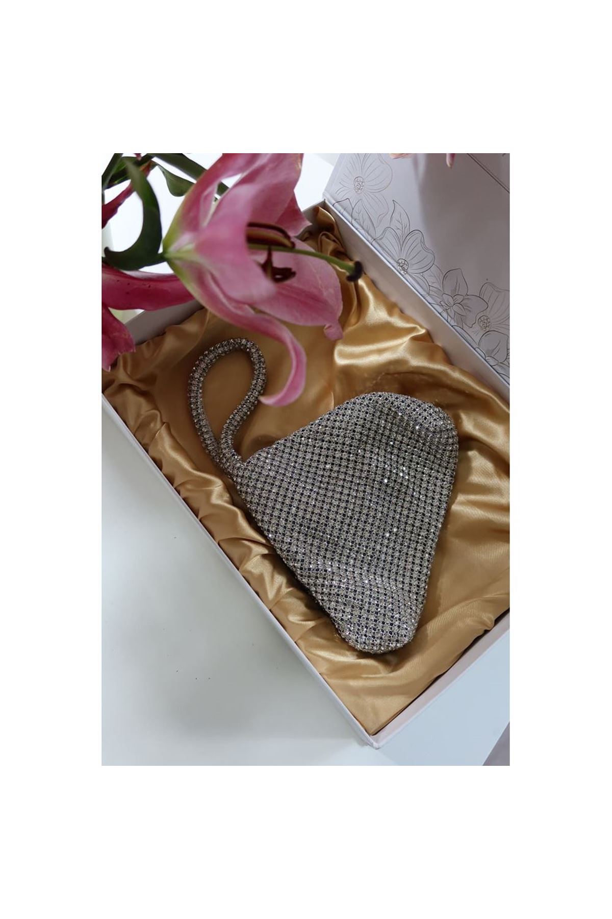 silver taşlı üçgen form abiye el çantası