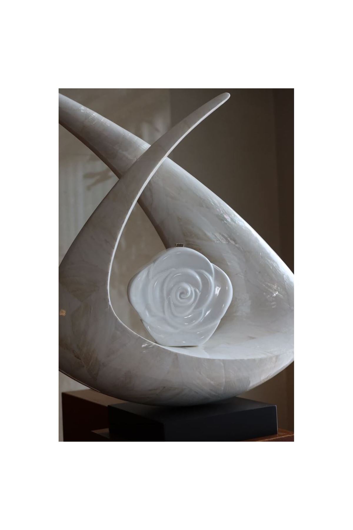 Beyaz Gül Mika Zincirli El Omuz Çantası