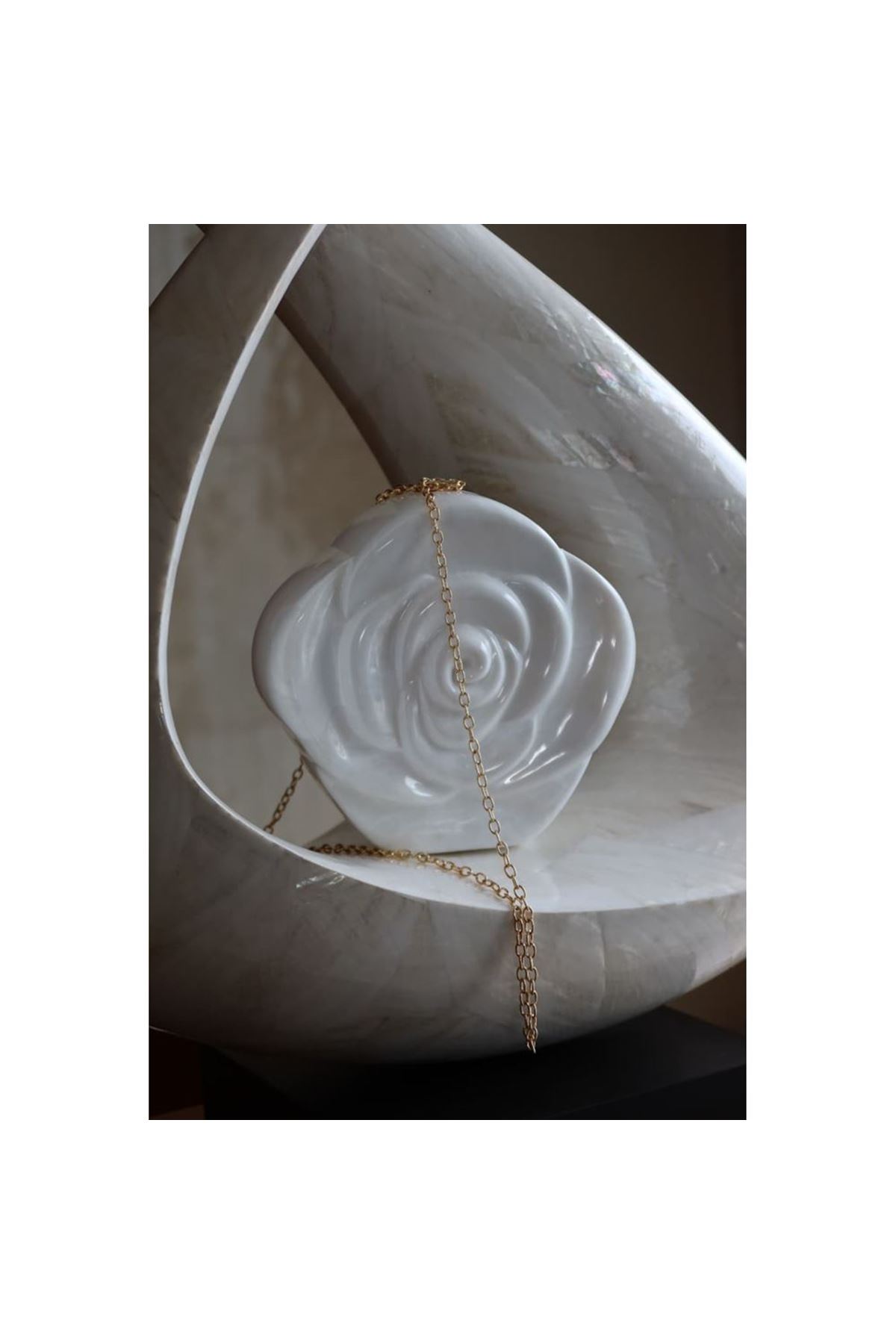 Beyaz Gül Mika Zincirli El Omuz Çantası