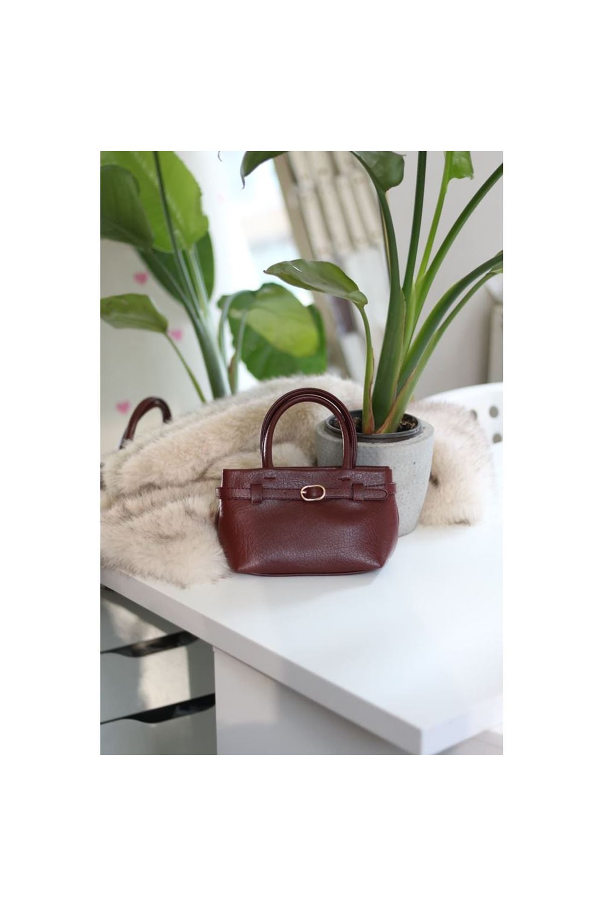 Bordo mini boy gold toka detaylı el omuz çantası