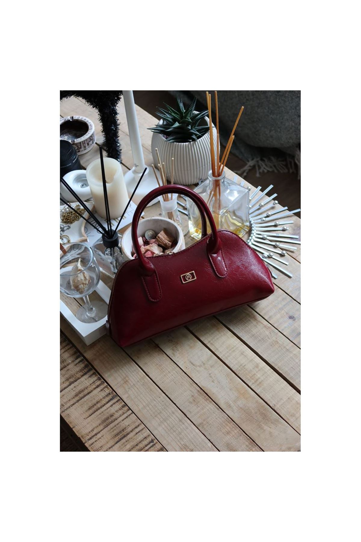 bordo parlak çift fermuar detaylı el omuz çantası