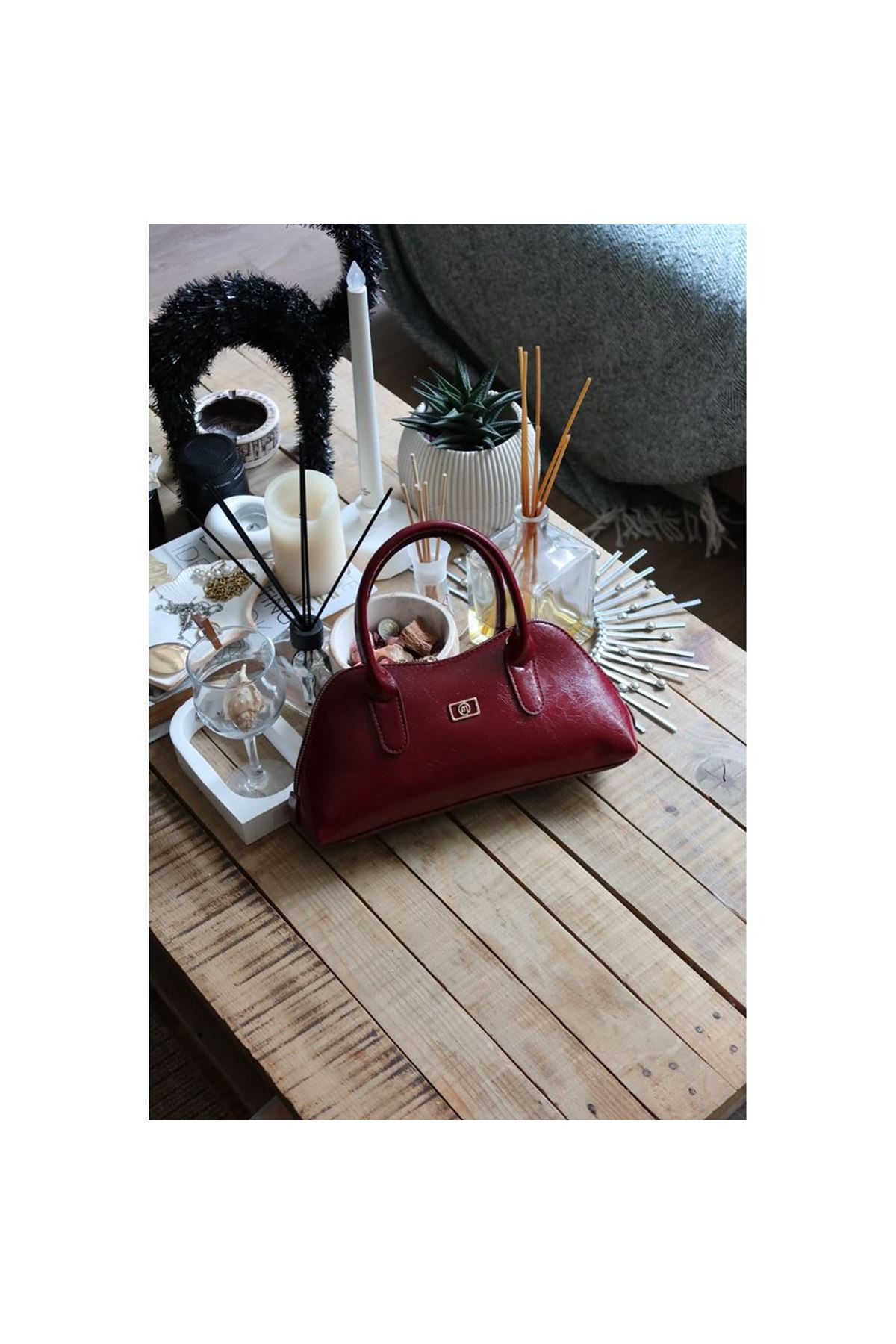 bordo parlak çift fermuar detaylı el omuz çantası