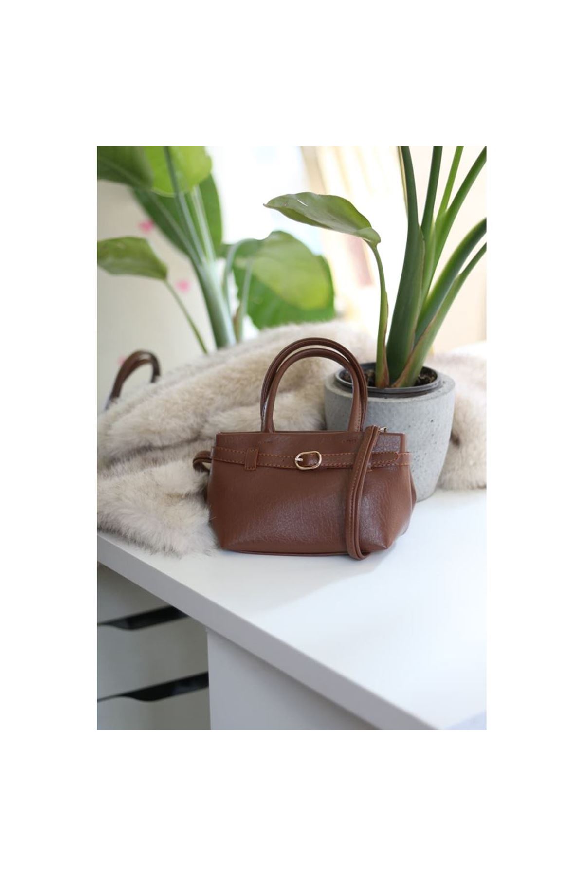 Taba mini boy gold toka detaylı el omuz çantası