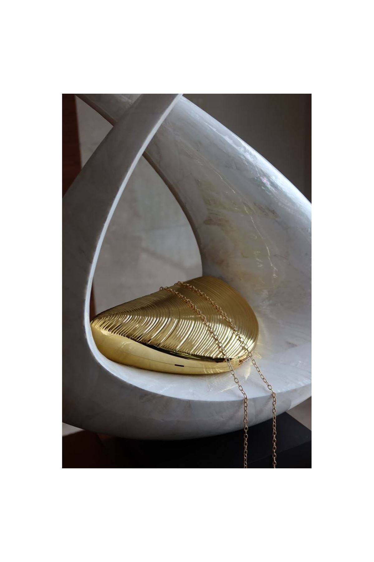 Gold Midye Mika Zincirli El Omuz Çantası