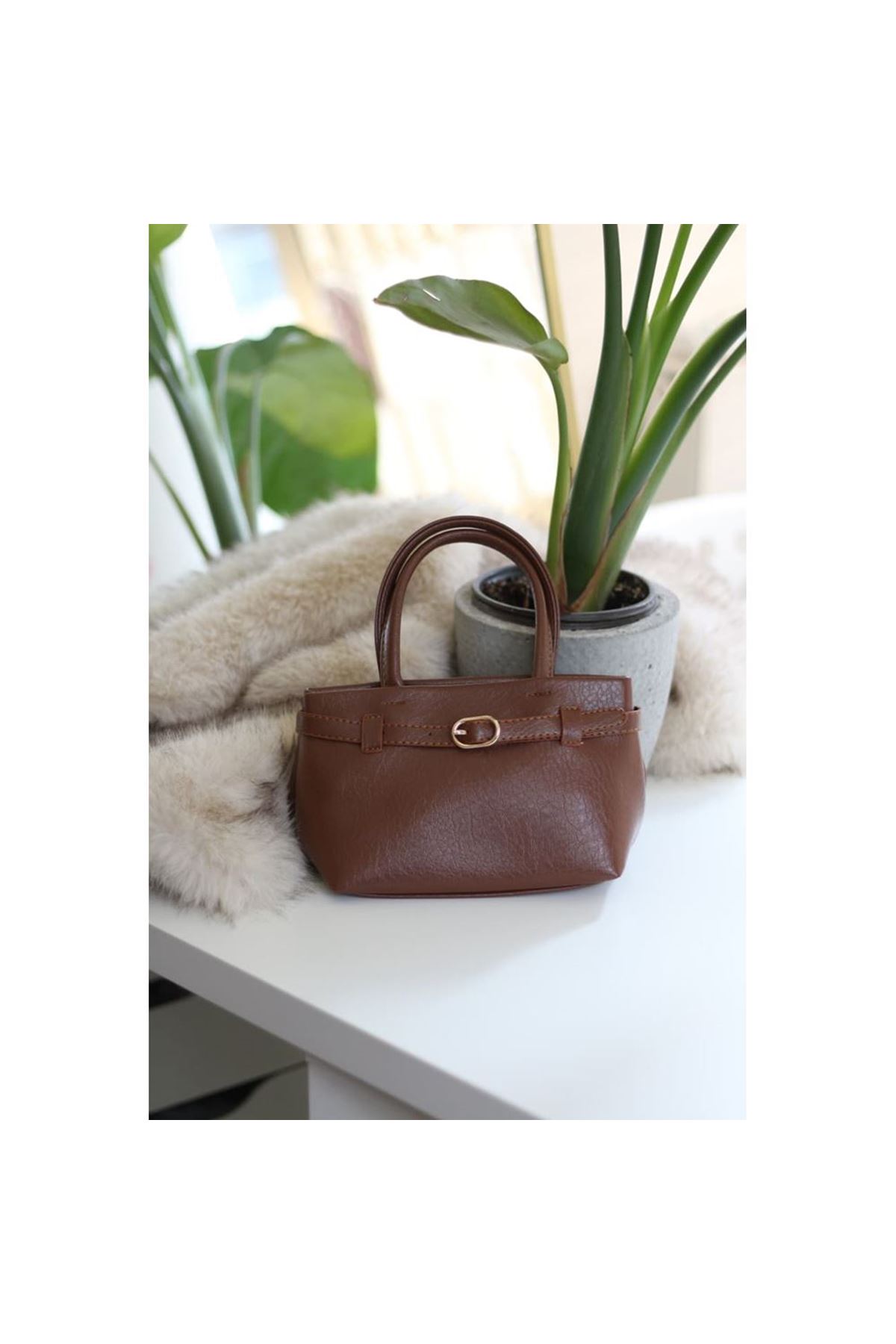 Taba mini boy gold toka detaylı el omuz çantası