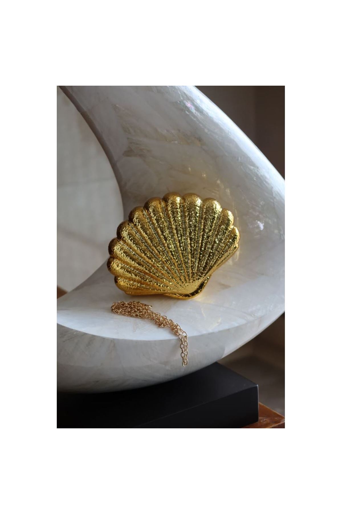 Gold İstiridye Mika Zincirli El Omuz Çantası