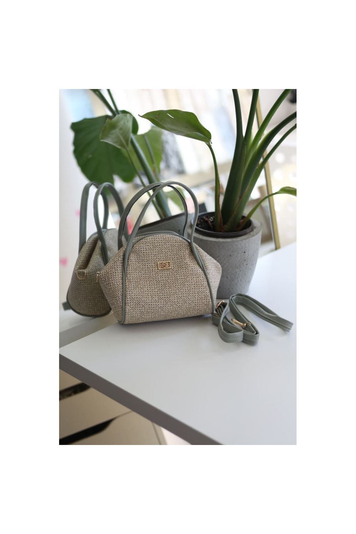 Mint Yeşilli Hasır Doku Çift Saplı Askılı Omuz Çantası