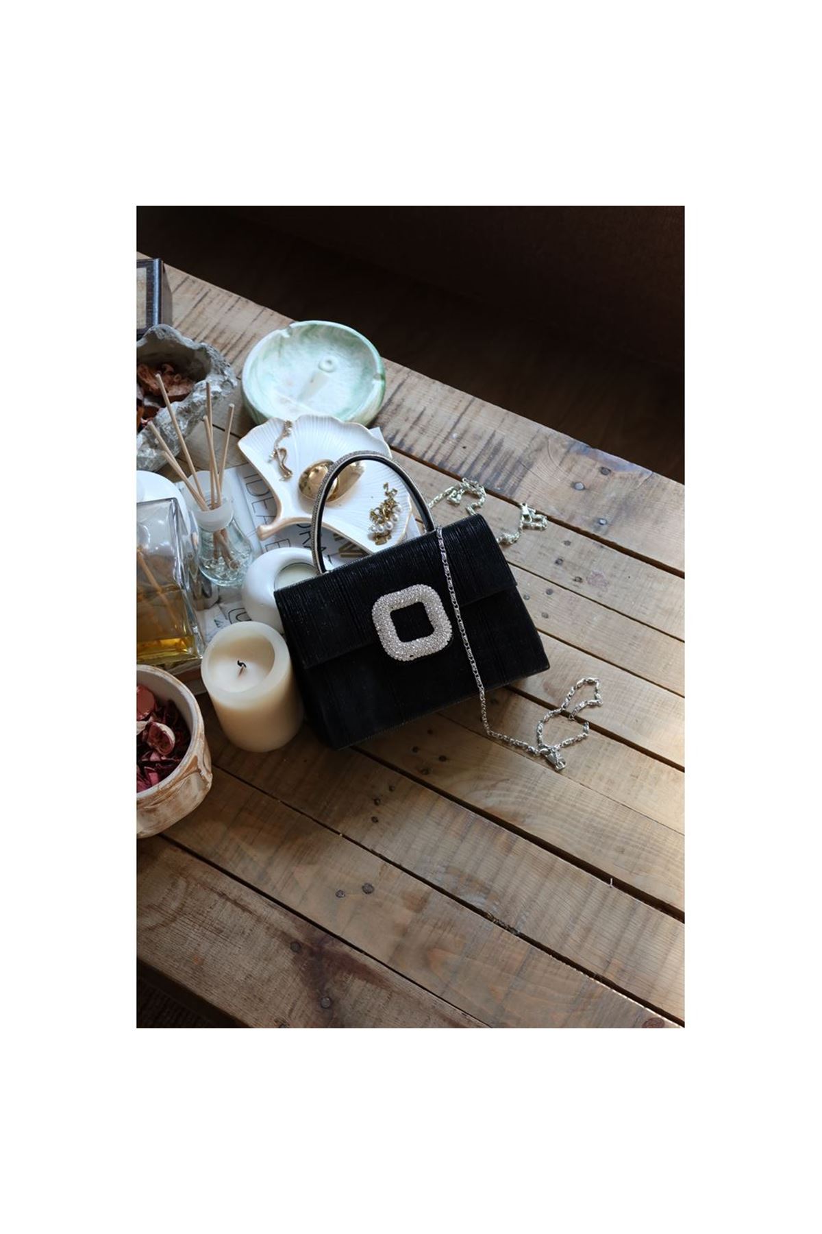 Siyah Toka Detaylı Tutma Saplı Zincirli El Omuz Çantası