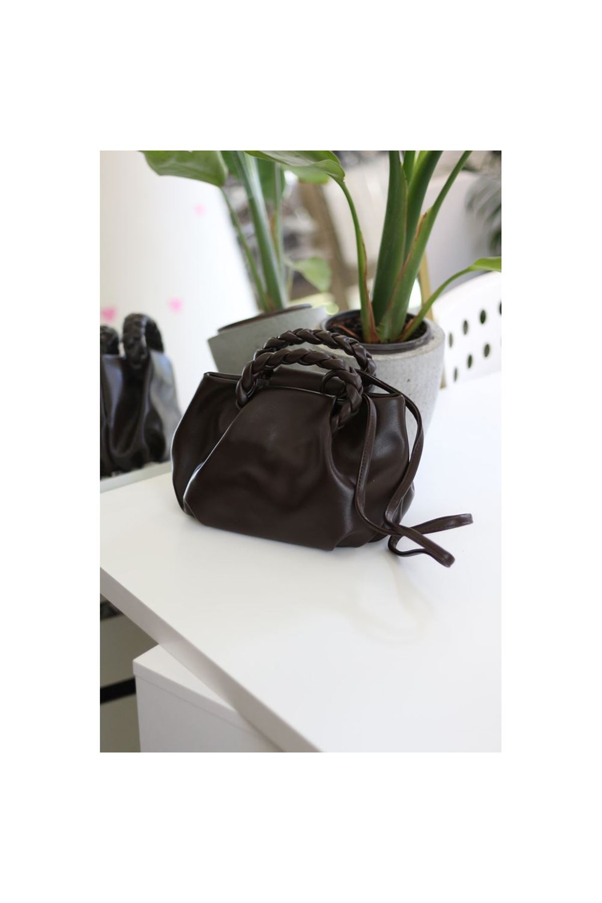 Acı Kahve Örme Saplı Yumuşak Deri Omuz Çantası