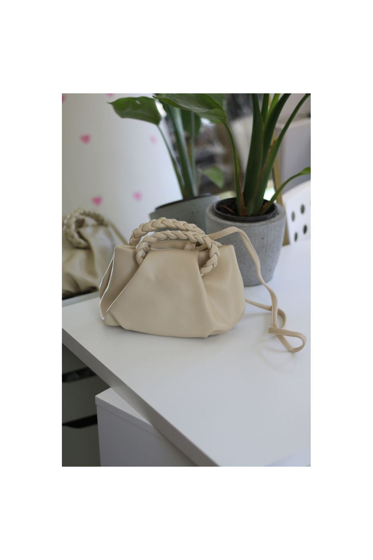 Butter Yellow Örme Saplı Yumuşak Deri Omuz Çantası