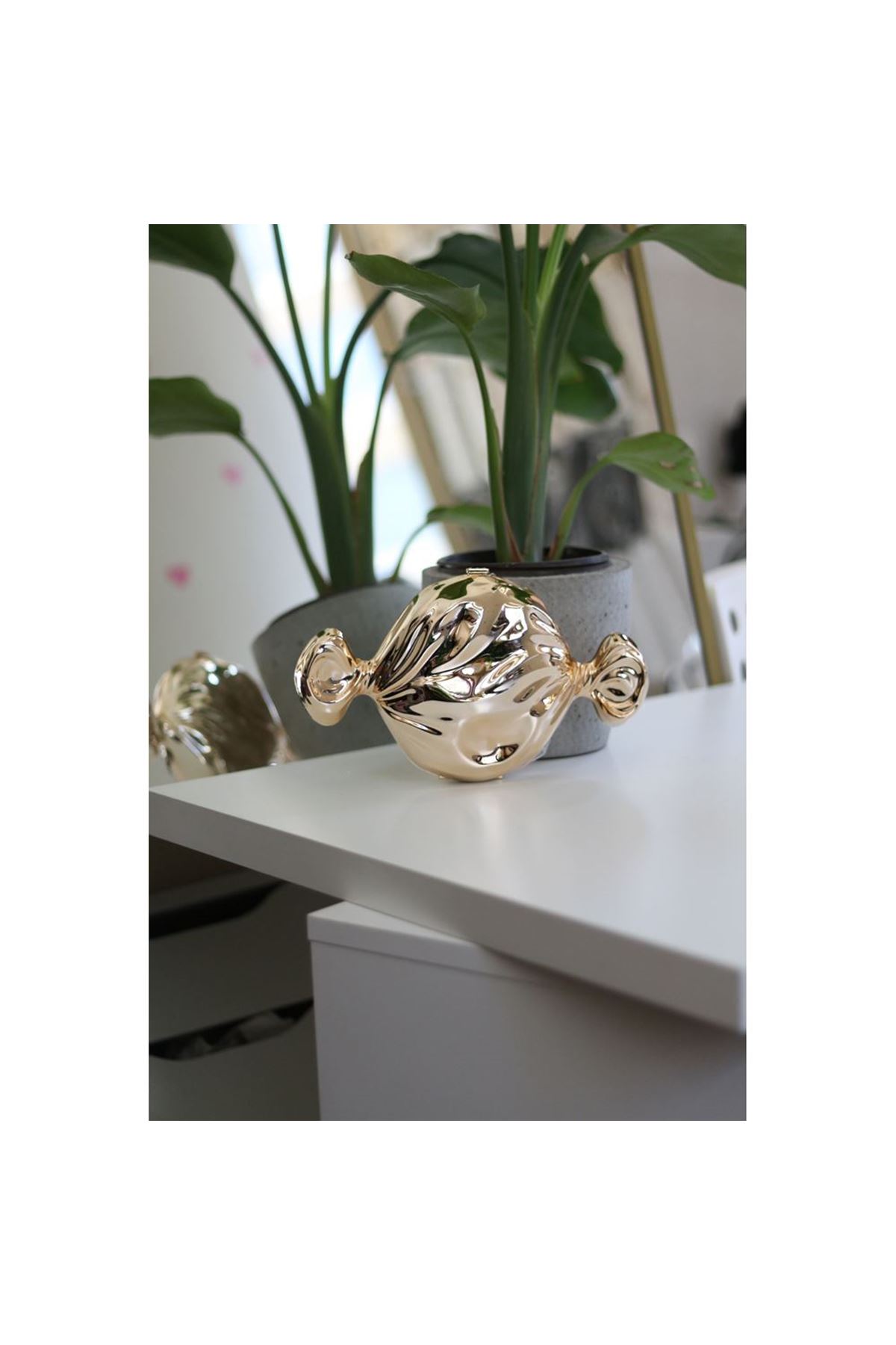 Gold Mika Şeker Görünümlü Zincirli Omuz Çantası