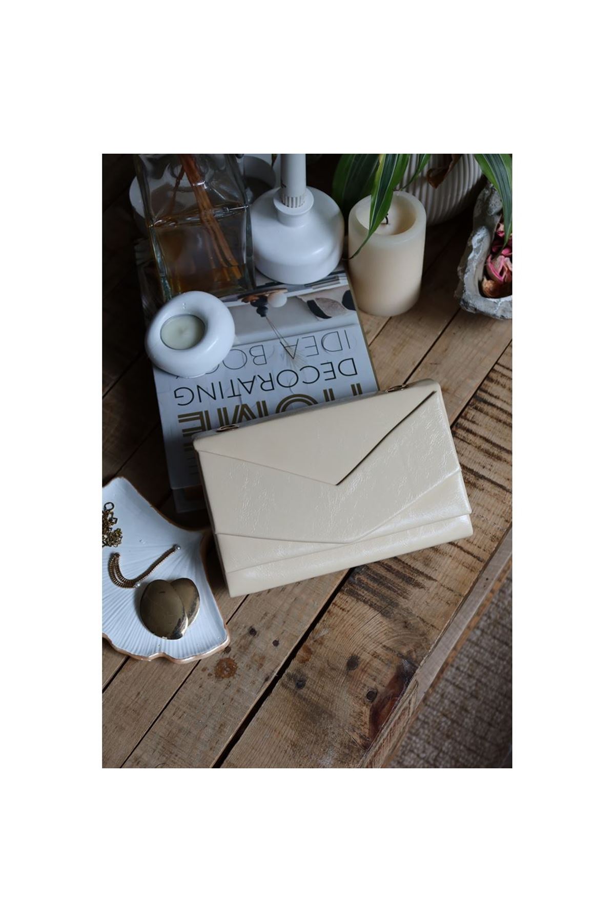 Kadın Butter Yellow Rugan Zarf Kutu Omuz Çantası