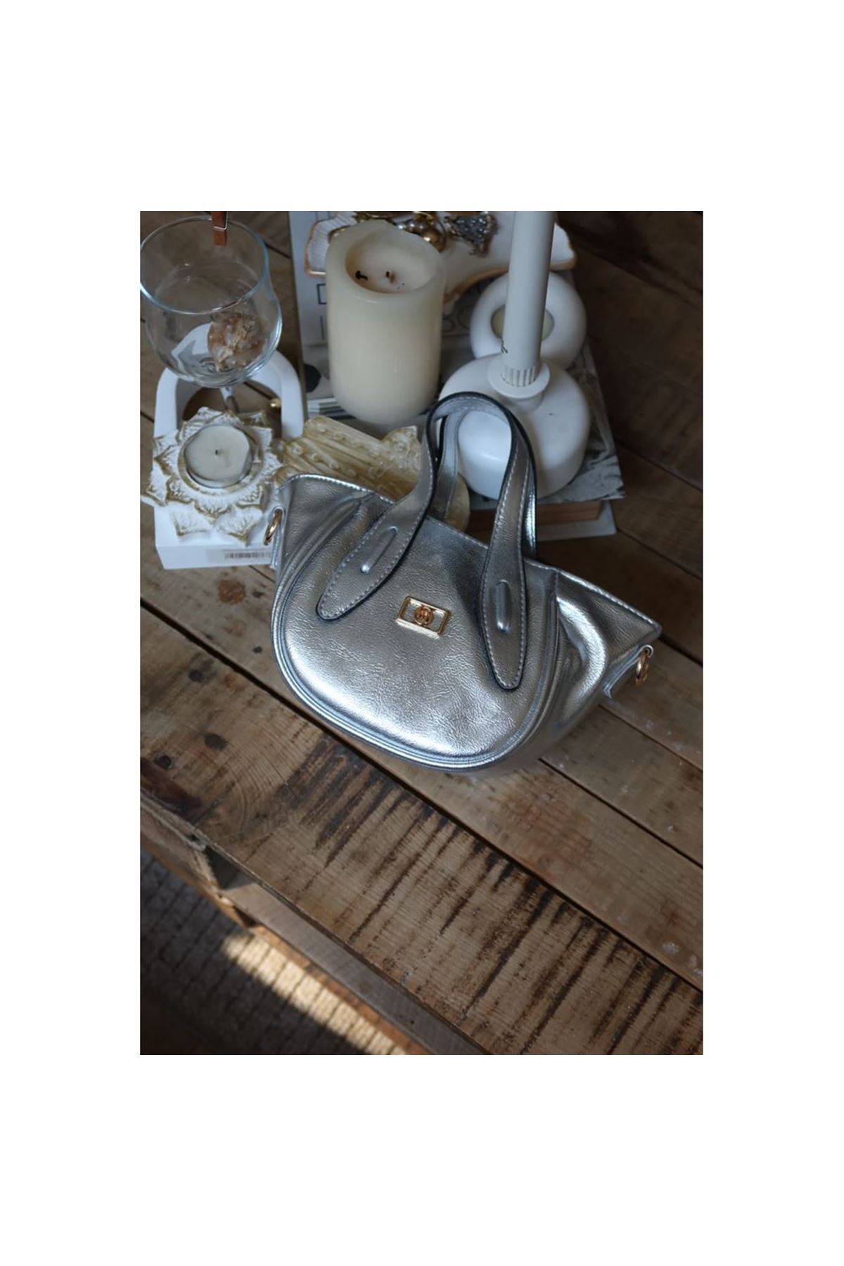 Silver Tutma Saplı Pouch El Çantası