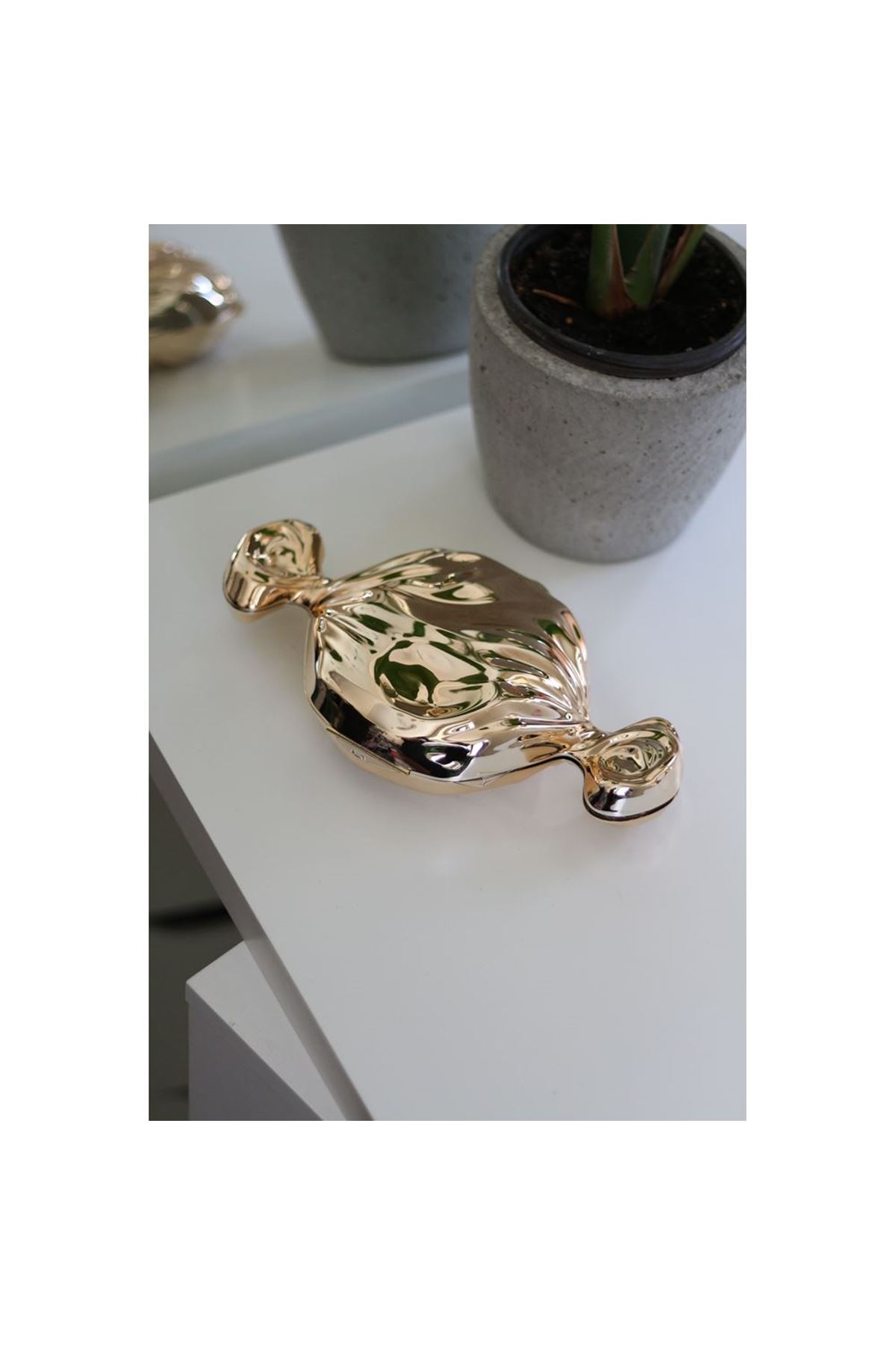 Gold Mika Şeker Görünümlü Zincirli Omuz Çantası