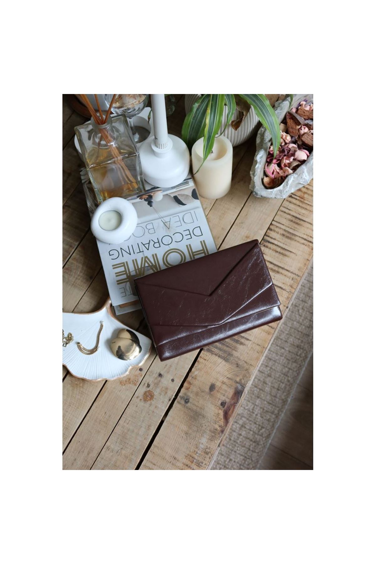 Kadın Acı Kahve Rugan Zarf Kutu Omuz Çantası