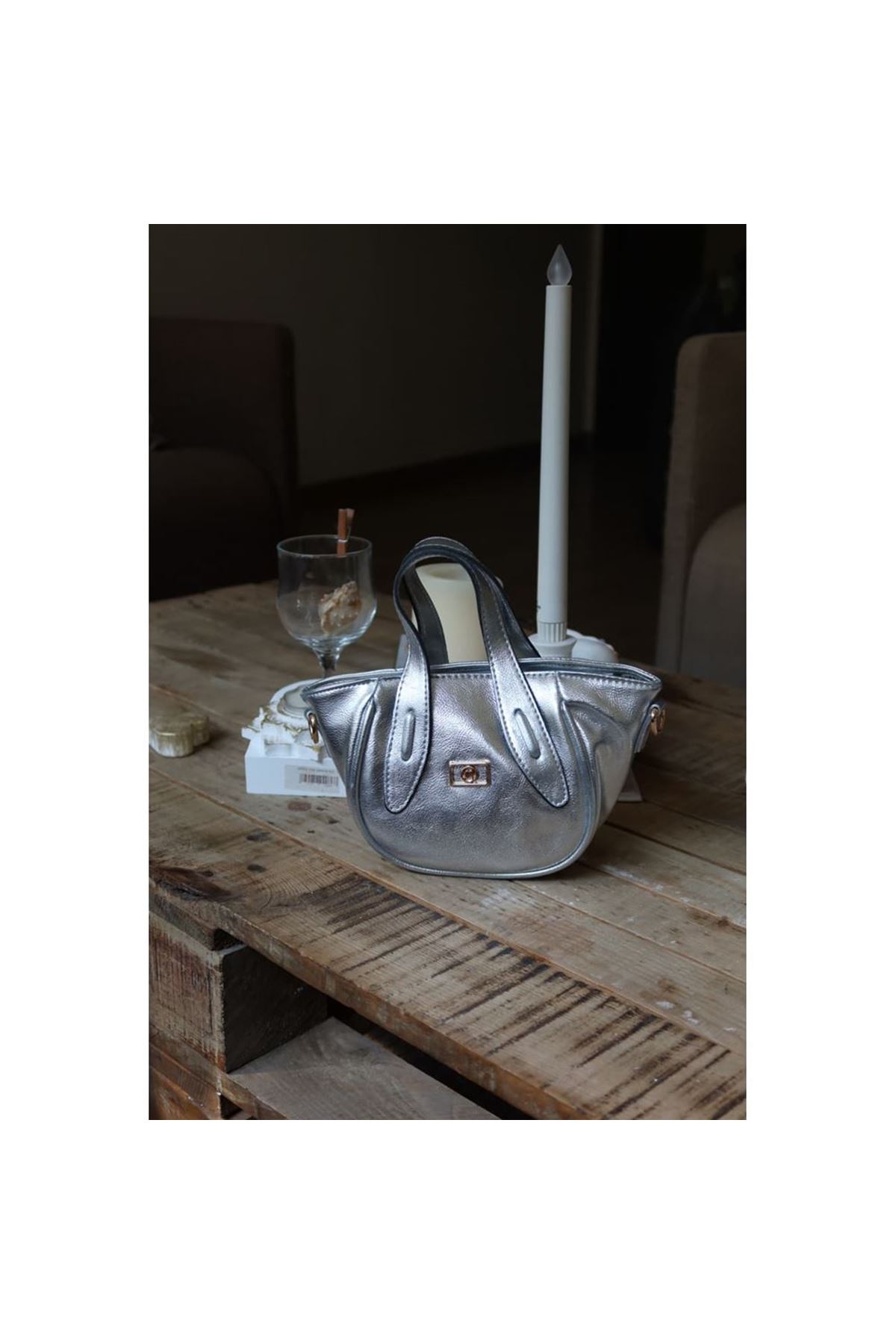 Silver Tutma Saplı Pouch El Çantası