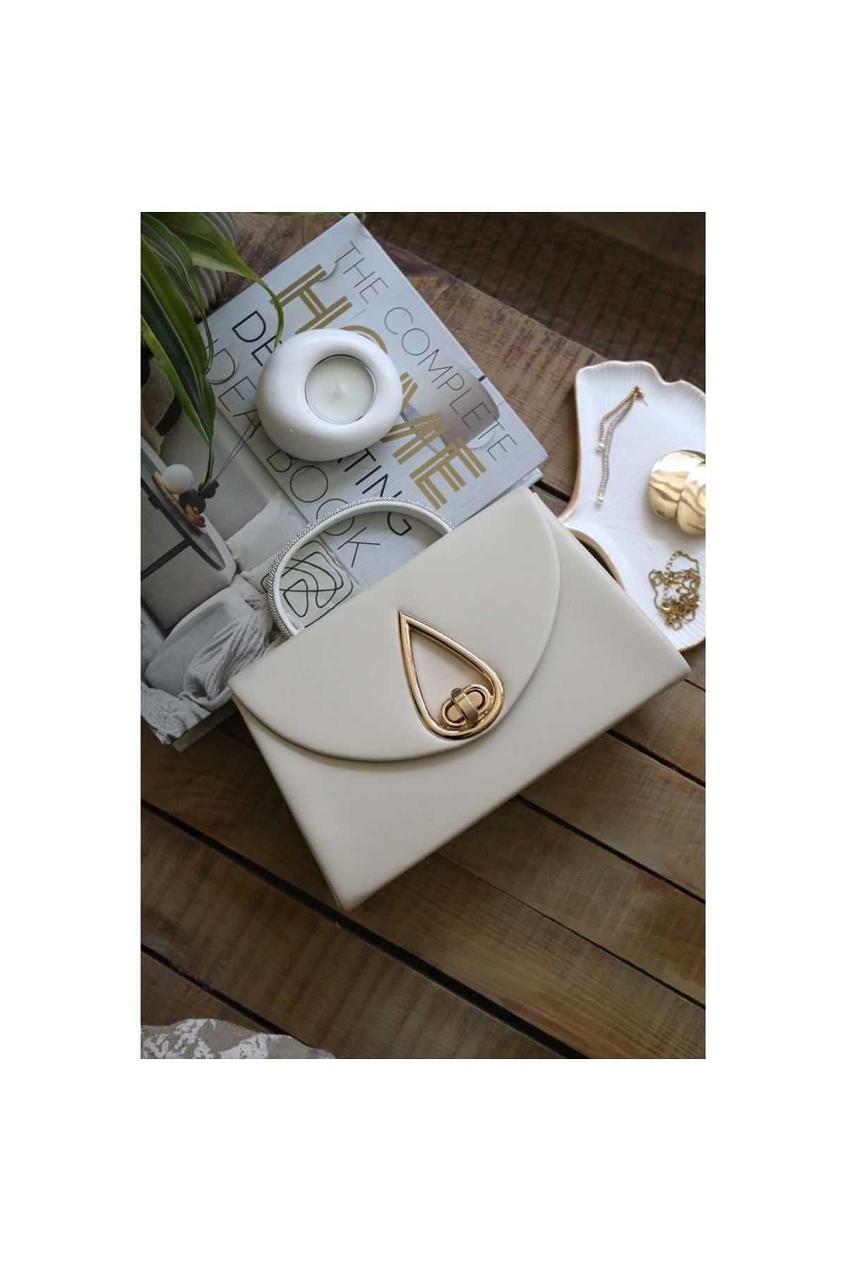 Krem Taş Tutma Saplı Damla Tokalı Abiye El Çantası