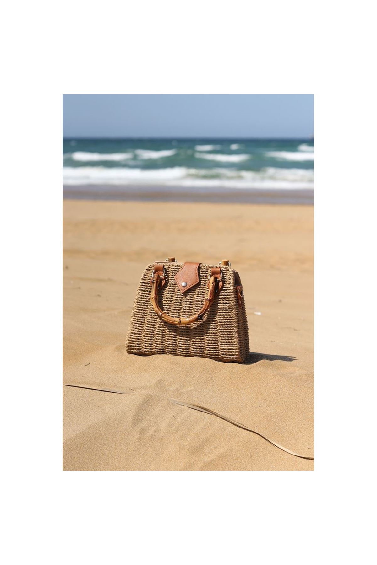 Kadın Camel Bambu Tutma Saplı Omuz Askılı Hasır Çanta