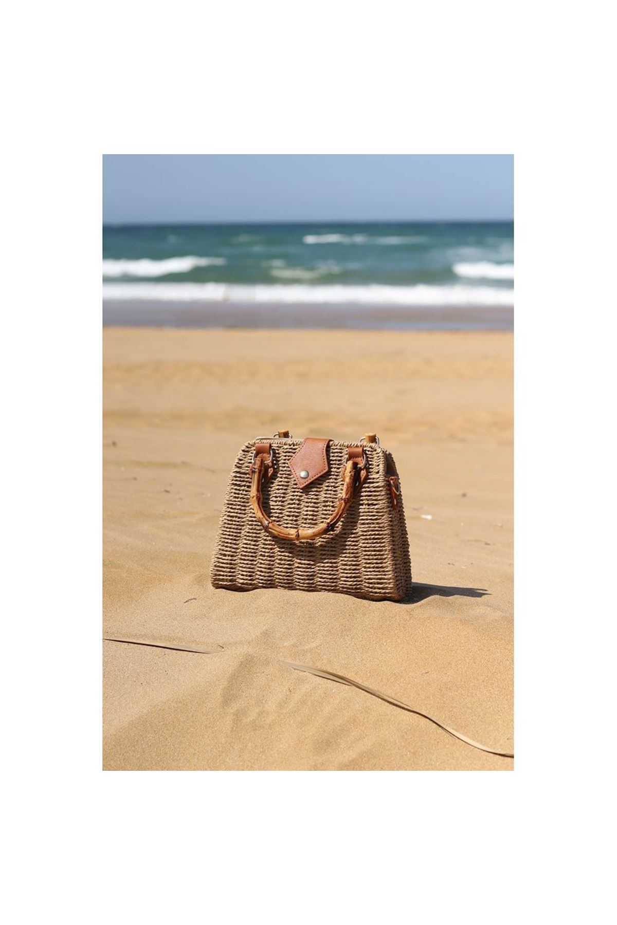 Kadın Camel Bambu Tutma Saplı Omuz Askılı Hasır Çanta