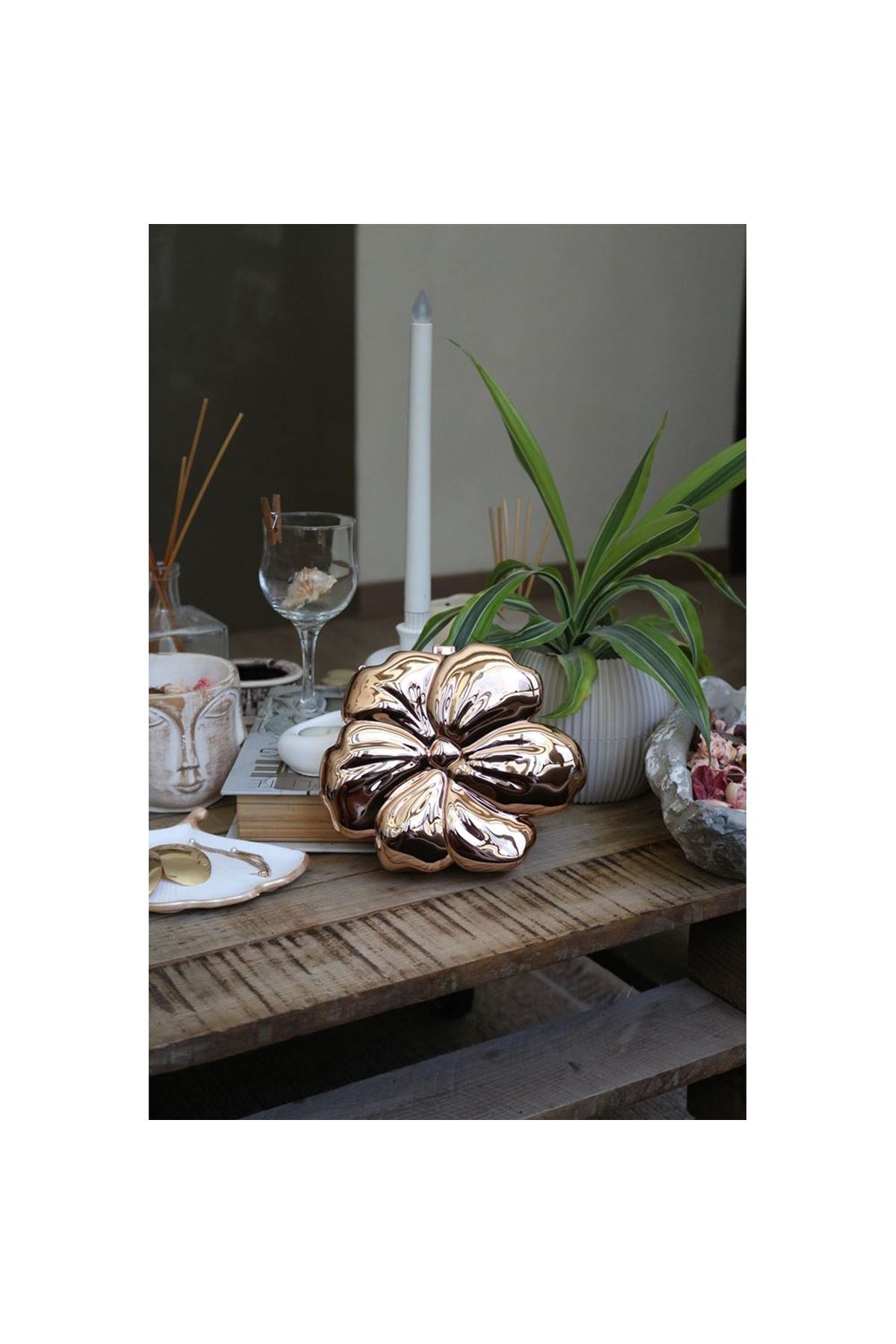 Kadın Rose Gold Mika Kaplama Çiçek Desenli Abiye Çanta