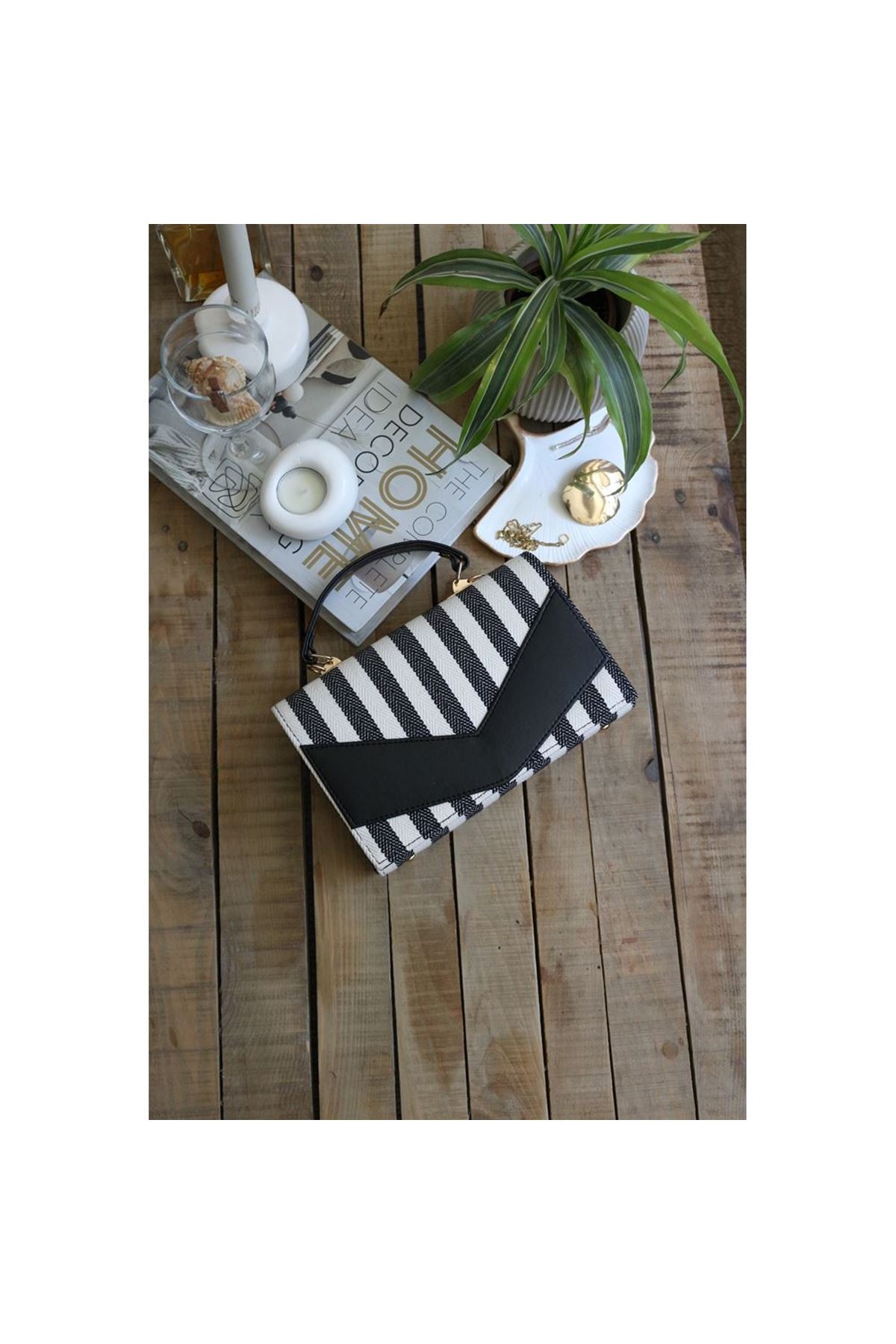 Kadın Siyah Keten Çizgi Dokulu Zarf Tutma Saplı Omuz Çantası