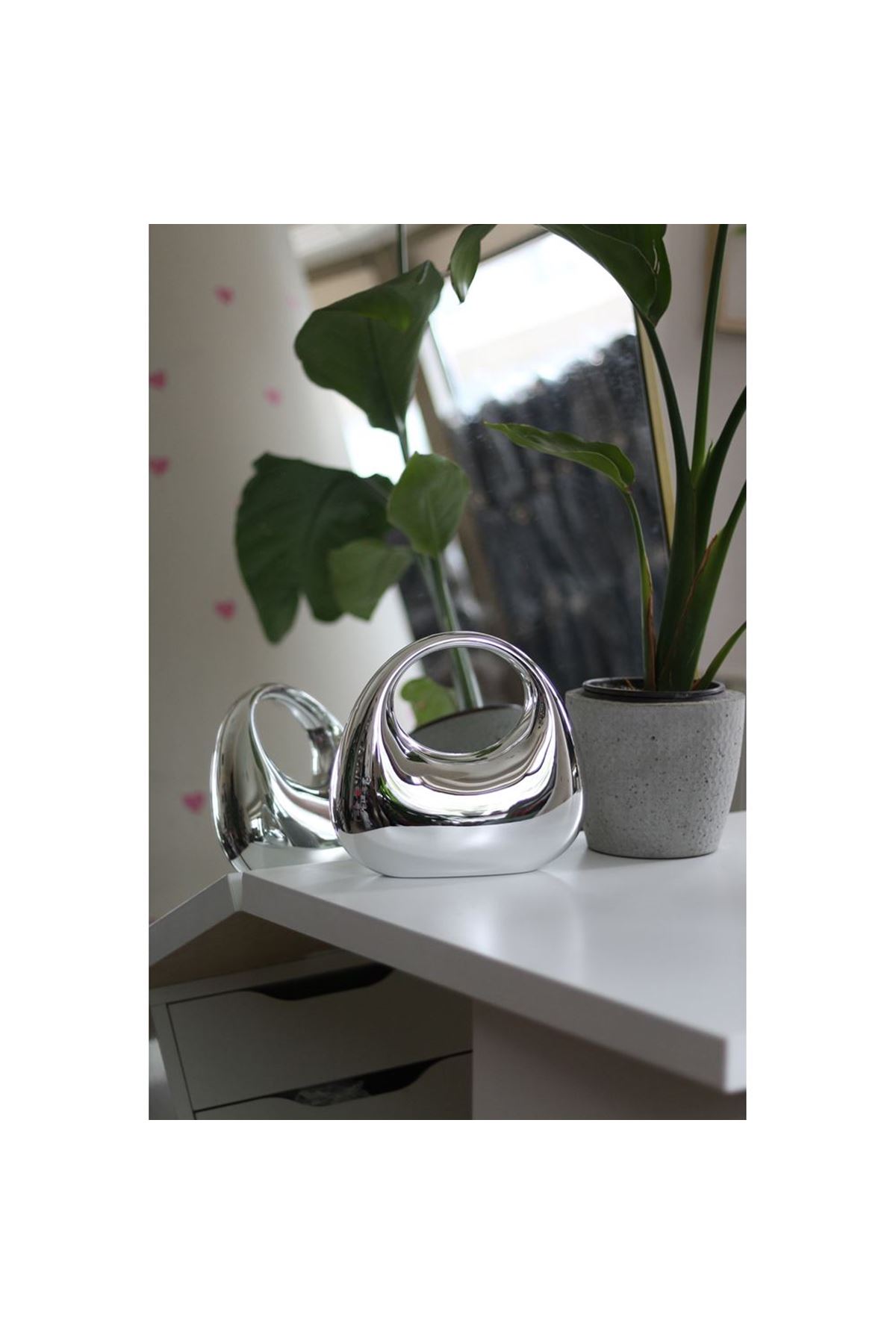 Kadın Silver Metalik Oval Tutmalı Mika Kalıp Abiye El Çantası