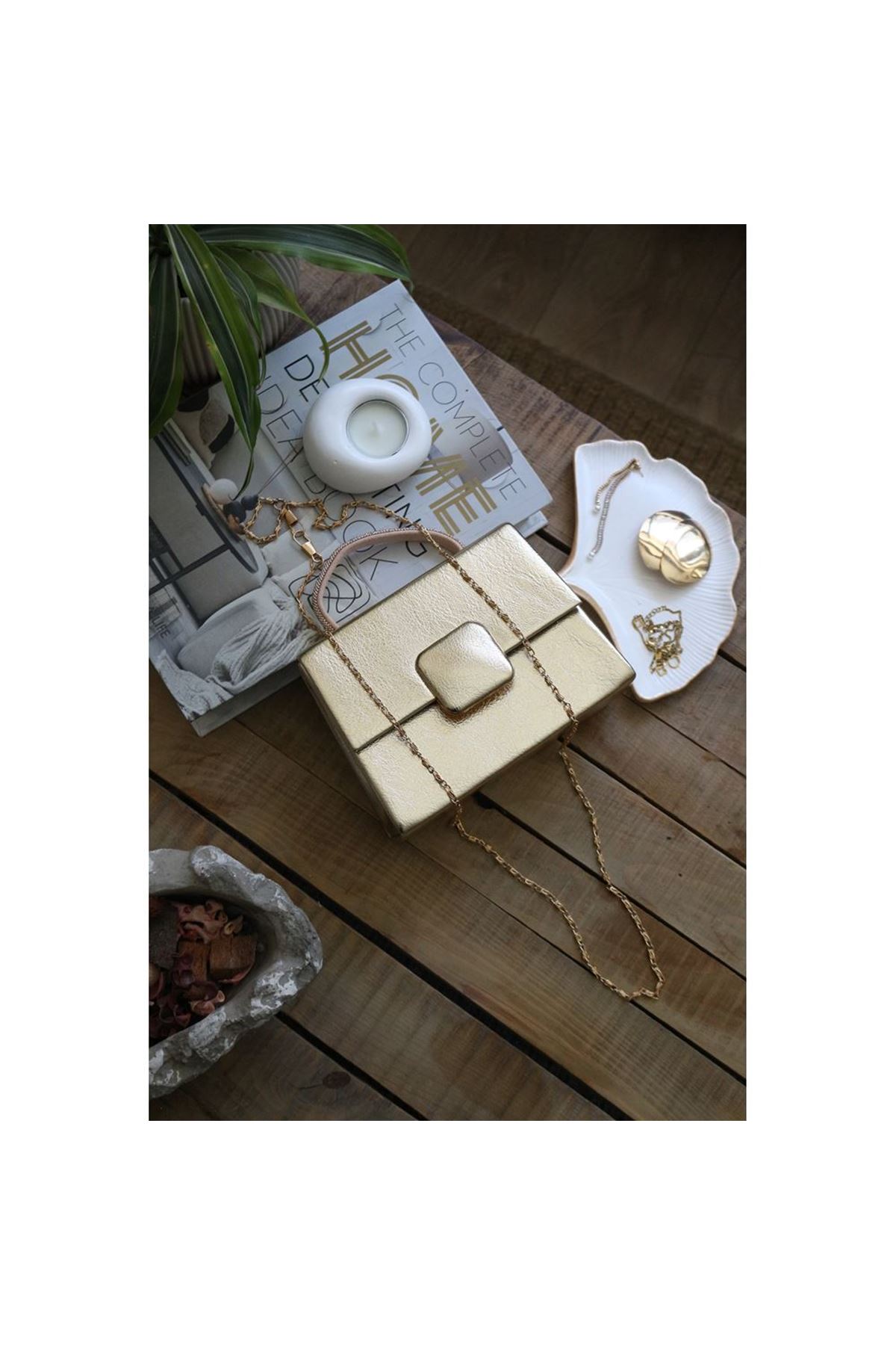 Gold Parlak Kare Tokalı Taş Tutma Saplı El Çantası