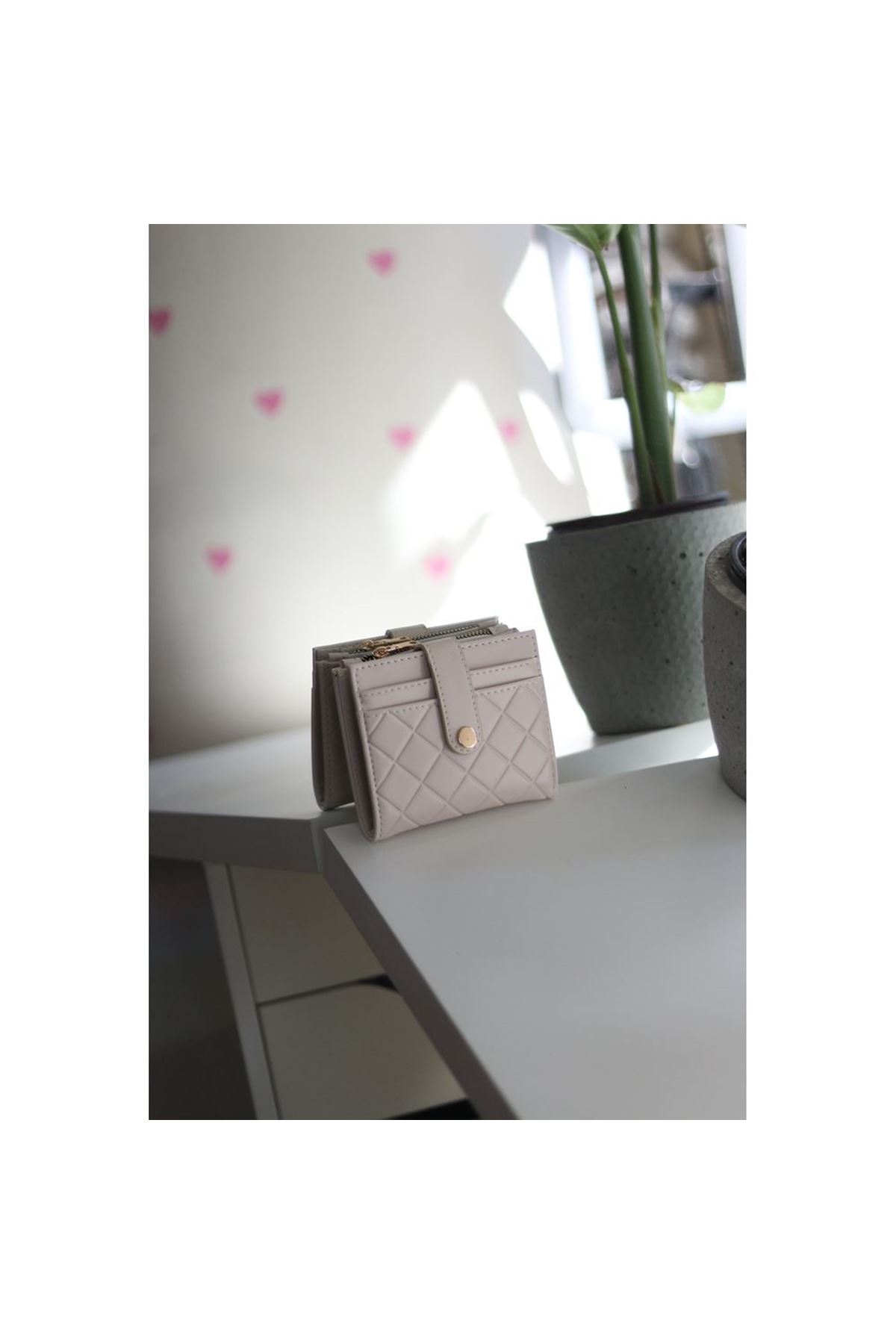 Kadın Krem Kare Baklava Desenli Mini Kartlık Cüzdan