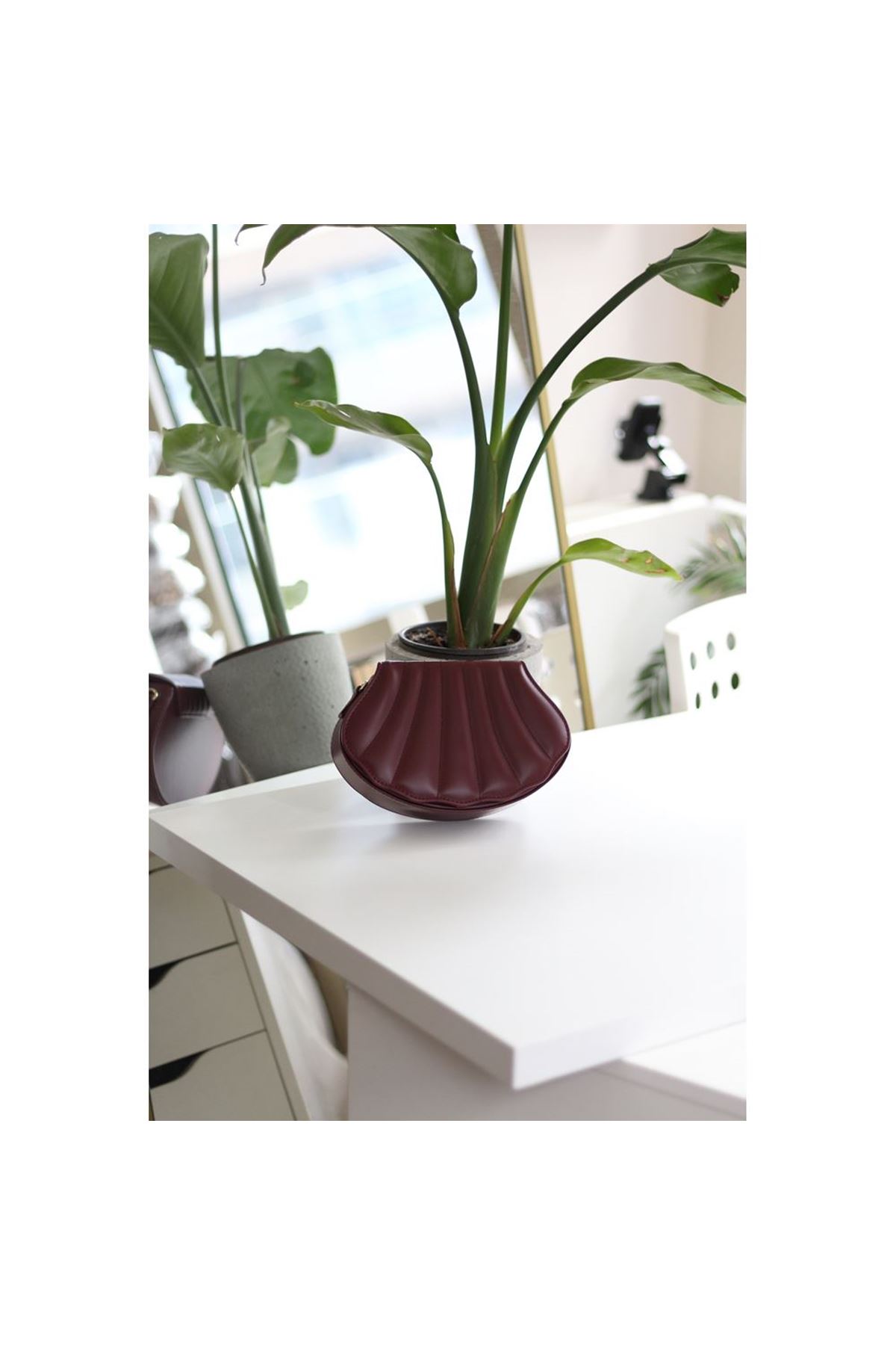 Kadın Bordo İstiridye Kalıp Zincirli El Omuz Çantası