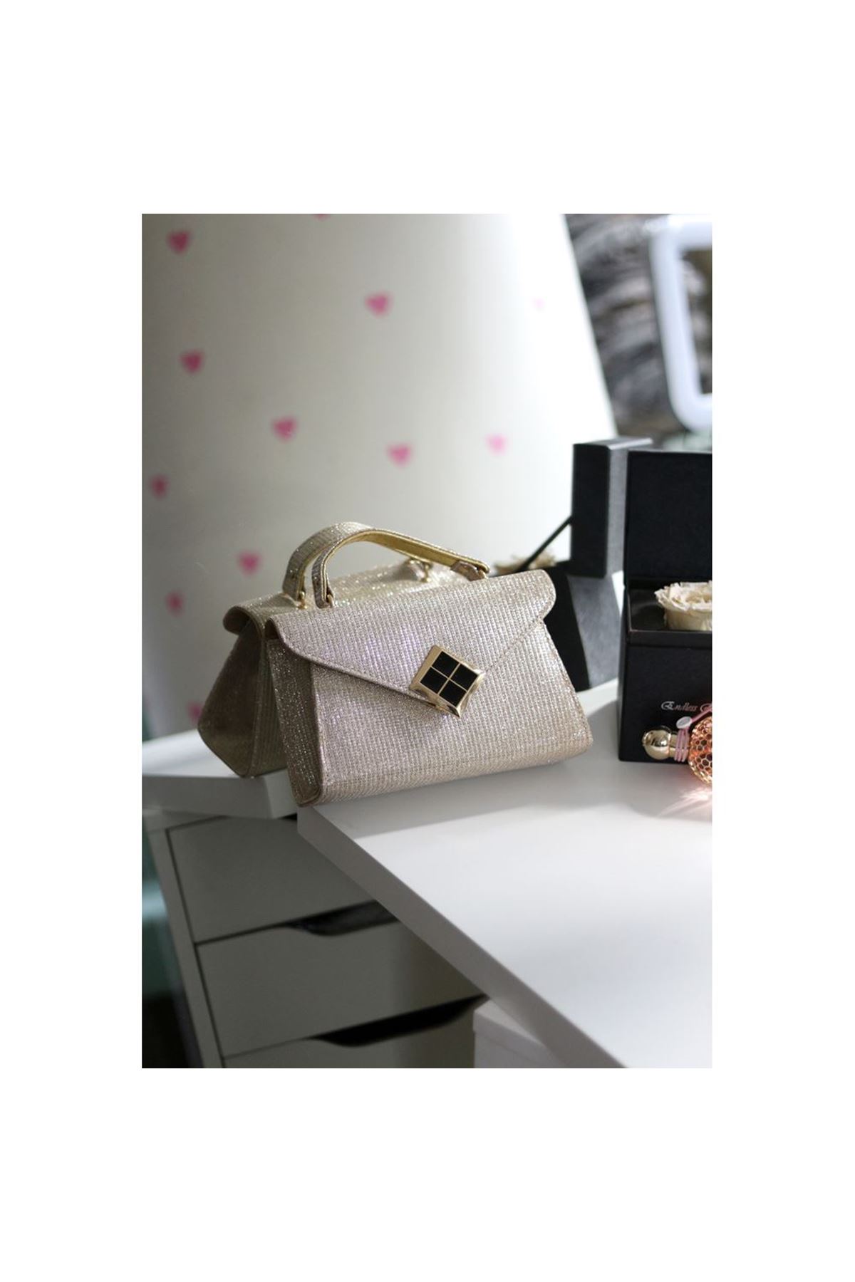Gold Simli Kare Gold Aksesuar Detaylı Abiye Çanta
