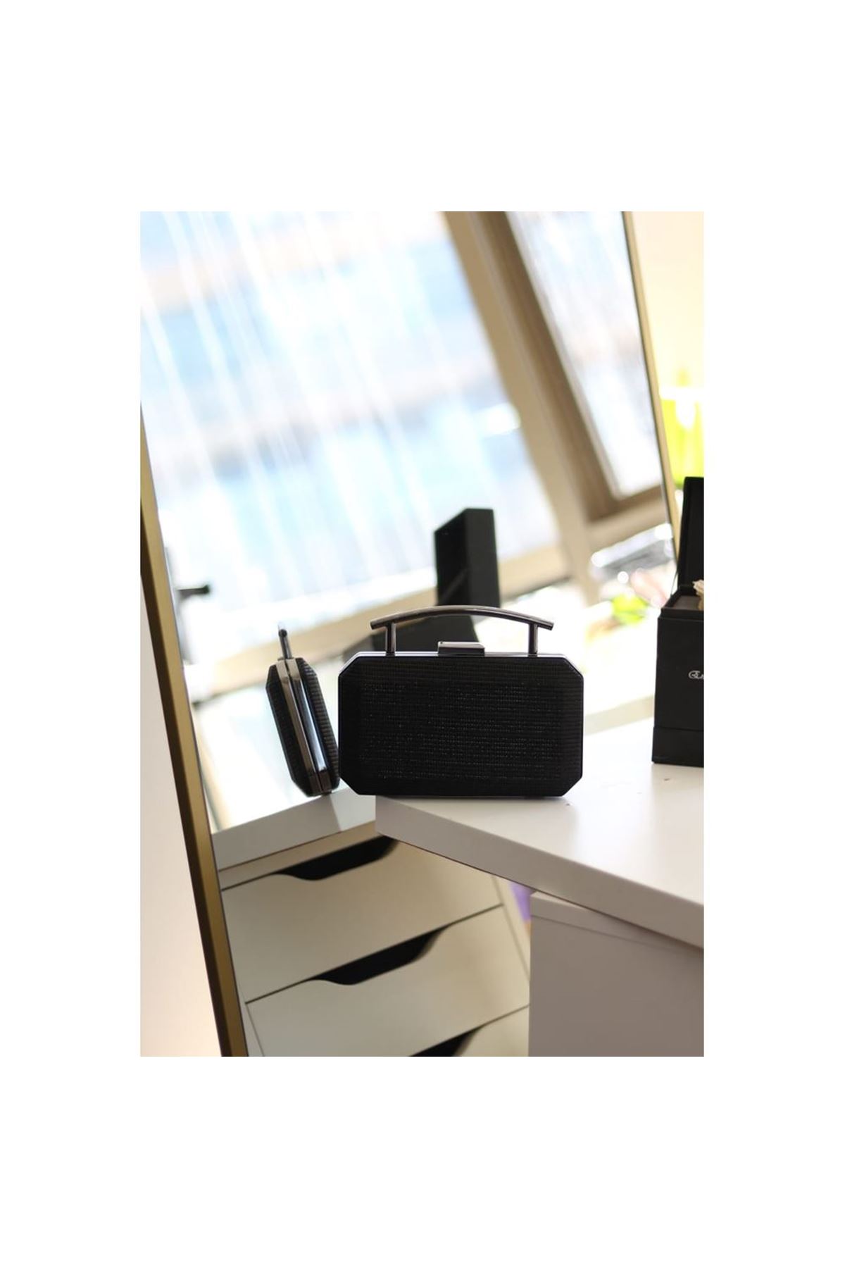 Kadın Siyah Metal Tutma Sap Detaylı Çizgi Doku Abiye Çanta