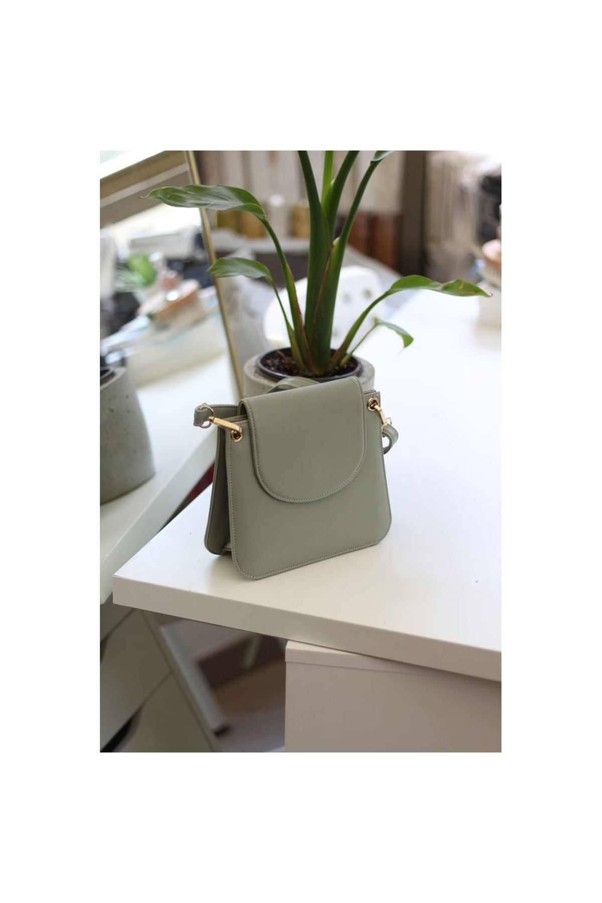 Kadın Mint Yeşil Slim Kalıp Askılı Omuz Çantası