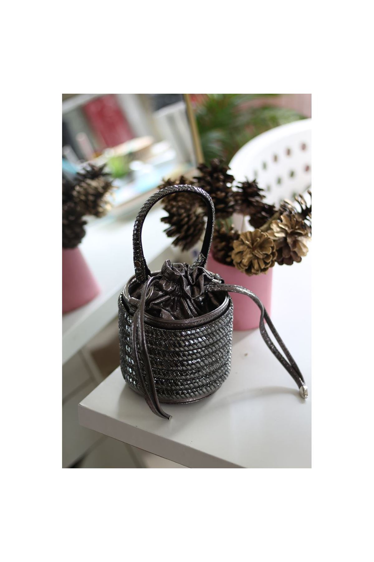 Kadın Platin Özel Form Çapraz Taş İşleme Abiye Çanta