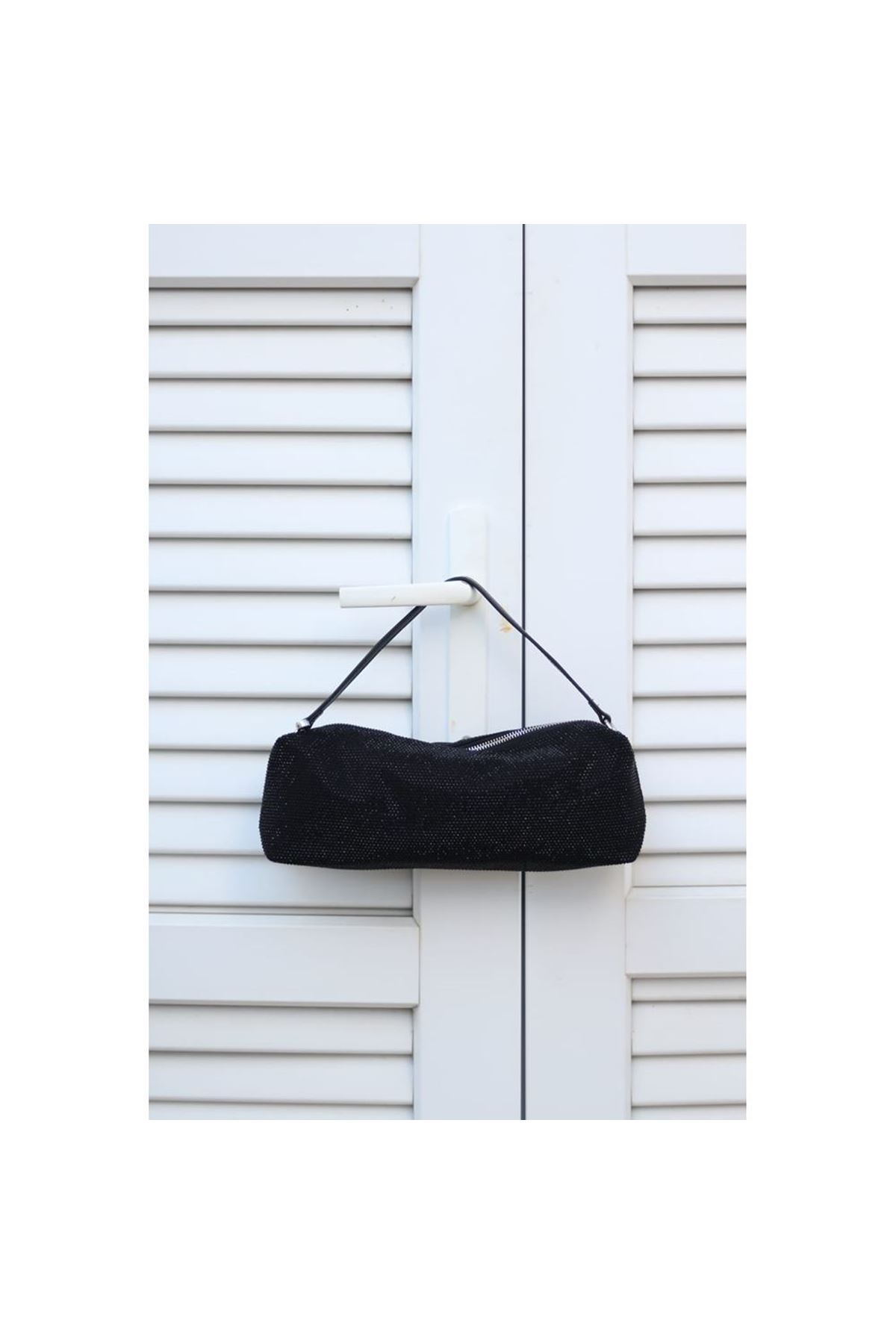Kadın Siyah Kot Taş İşleme Silindir Form Omuz Çantası