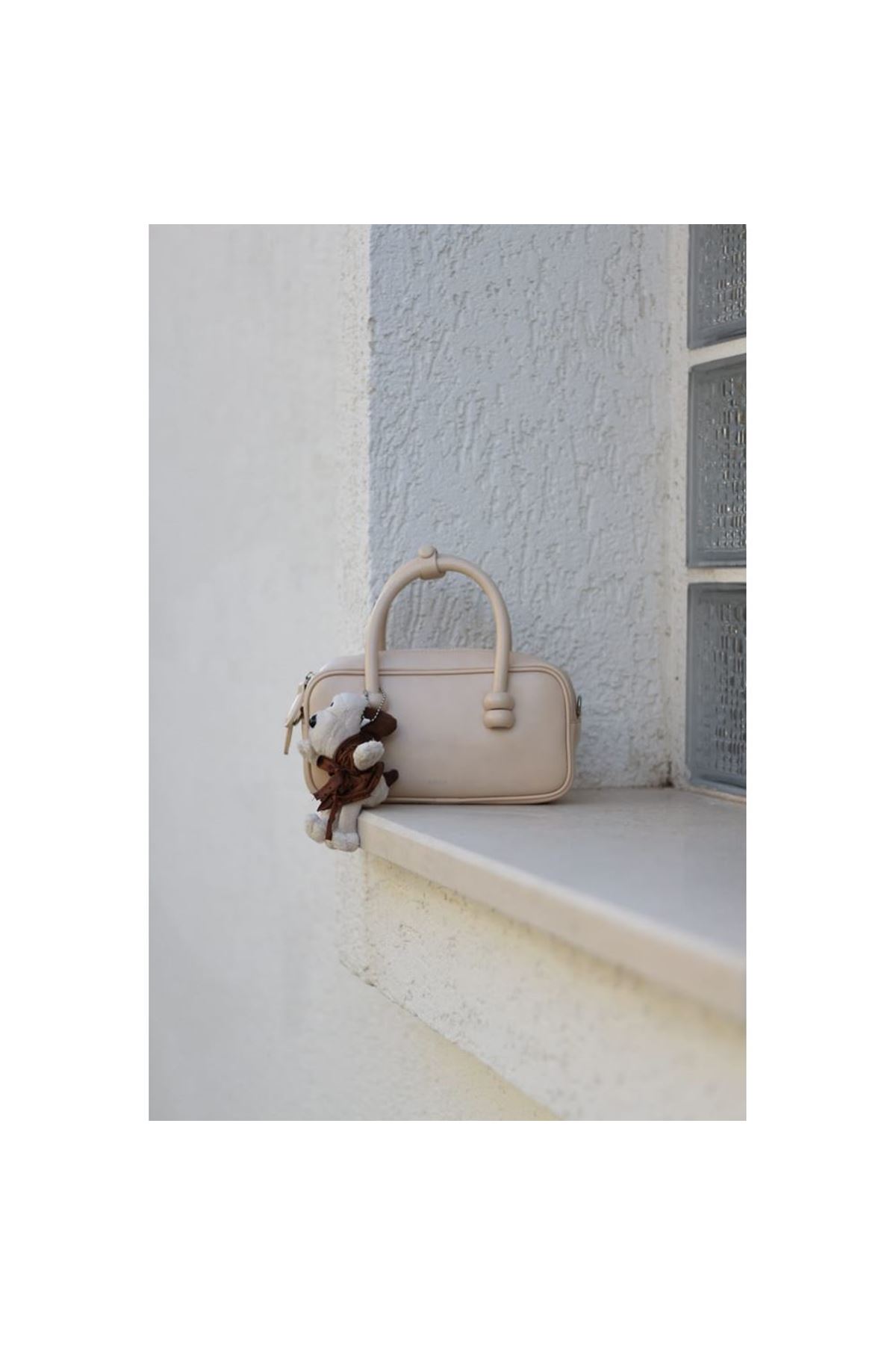 Kadın Krem Ayıcık Maskotlu Tutma Saplı El &amp;amp; Omuz Çantası