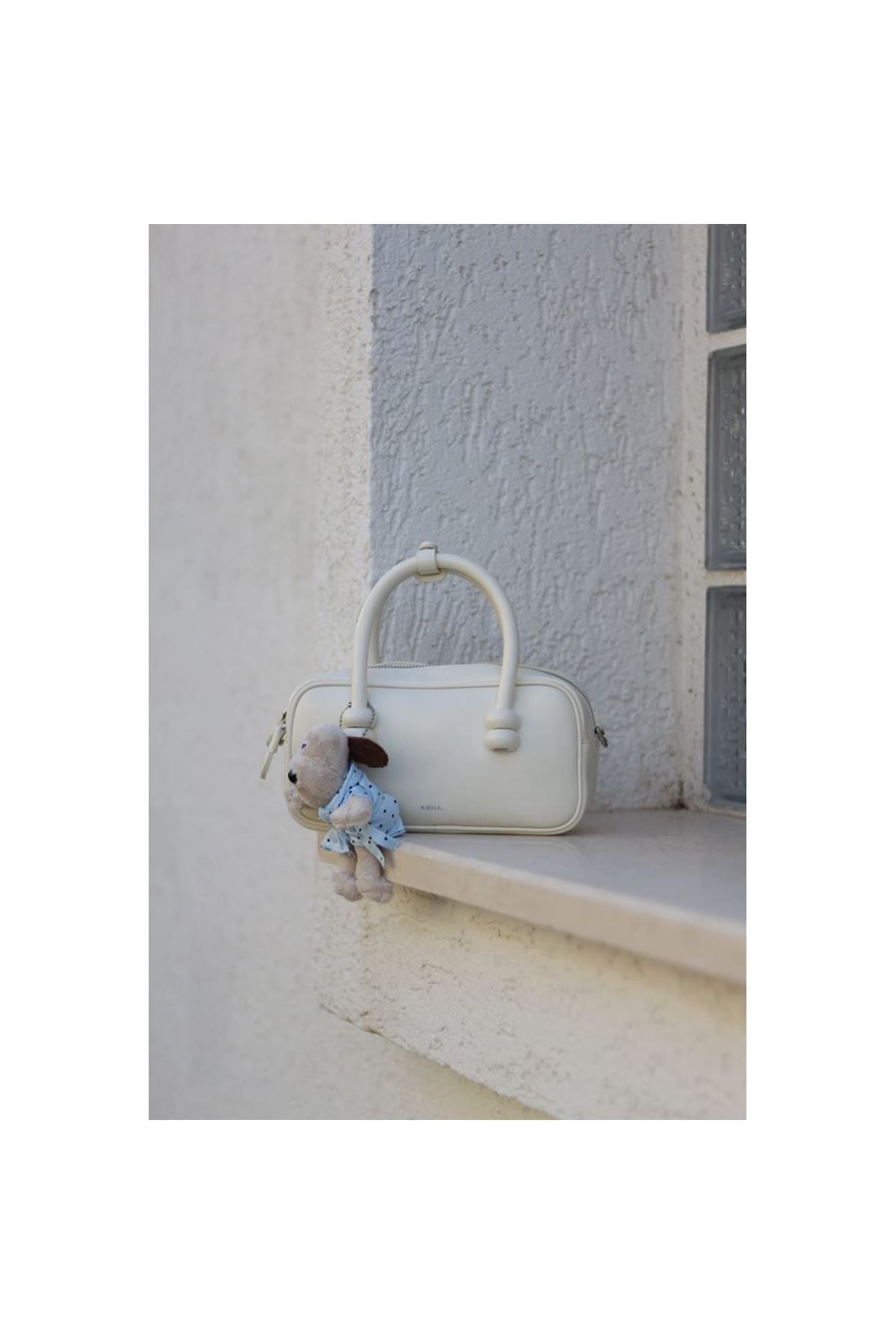 Kadın Beyaz Ayıcık Maskotlu Tutma Saplı El &amp;amp; Omuz Çantası