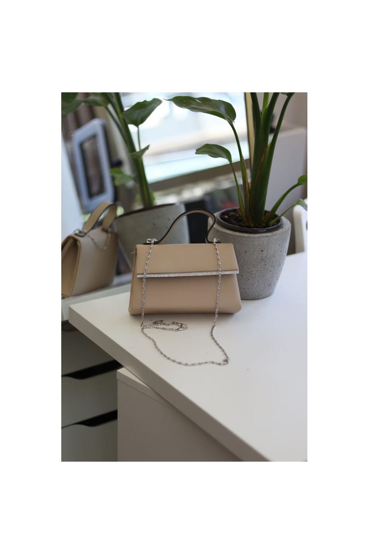 Kadın Nude Saten Tutma Taş Şerit Detaylı Abiye Omuz Çantası