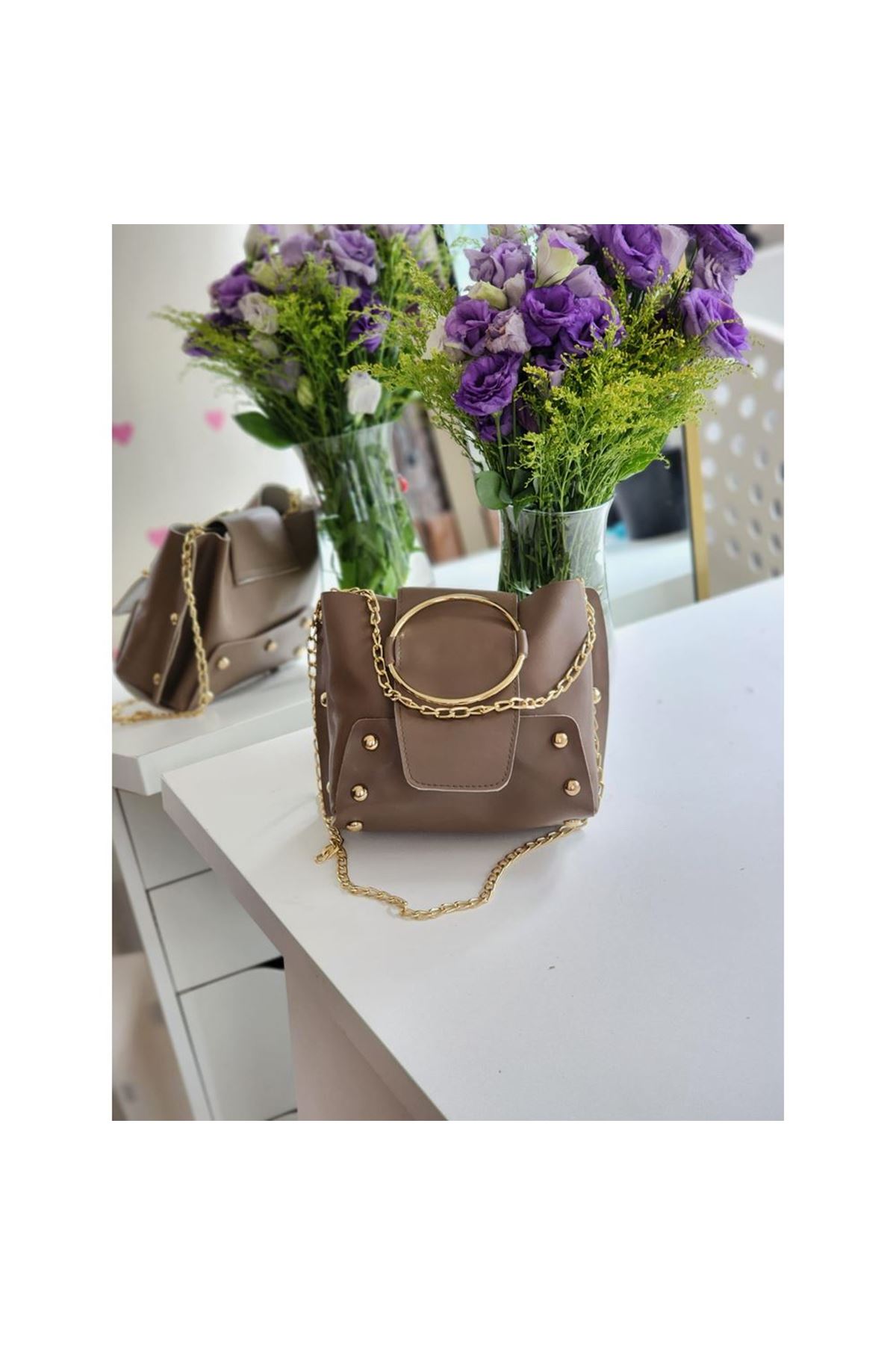 Kadın Koyu Bej Zımbalı Halka Detaylı Omuz Çantası