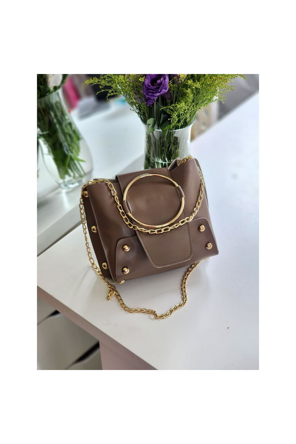 Kadın Koyu Bej Zımbalı Halka Detaylı Omuz Çantası
