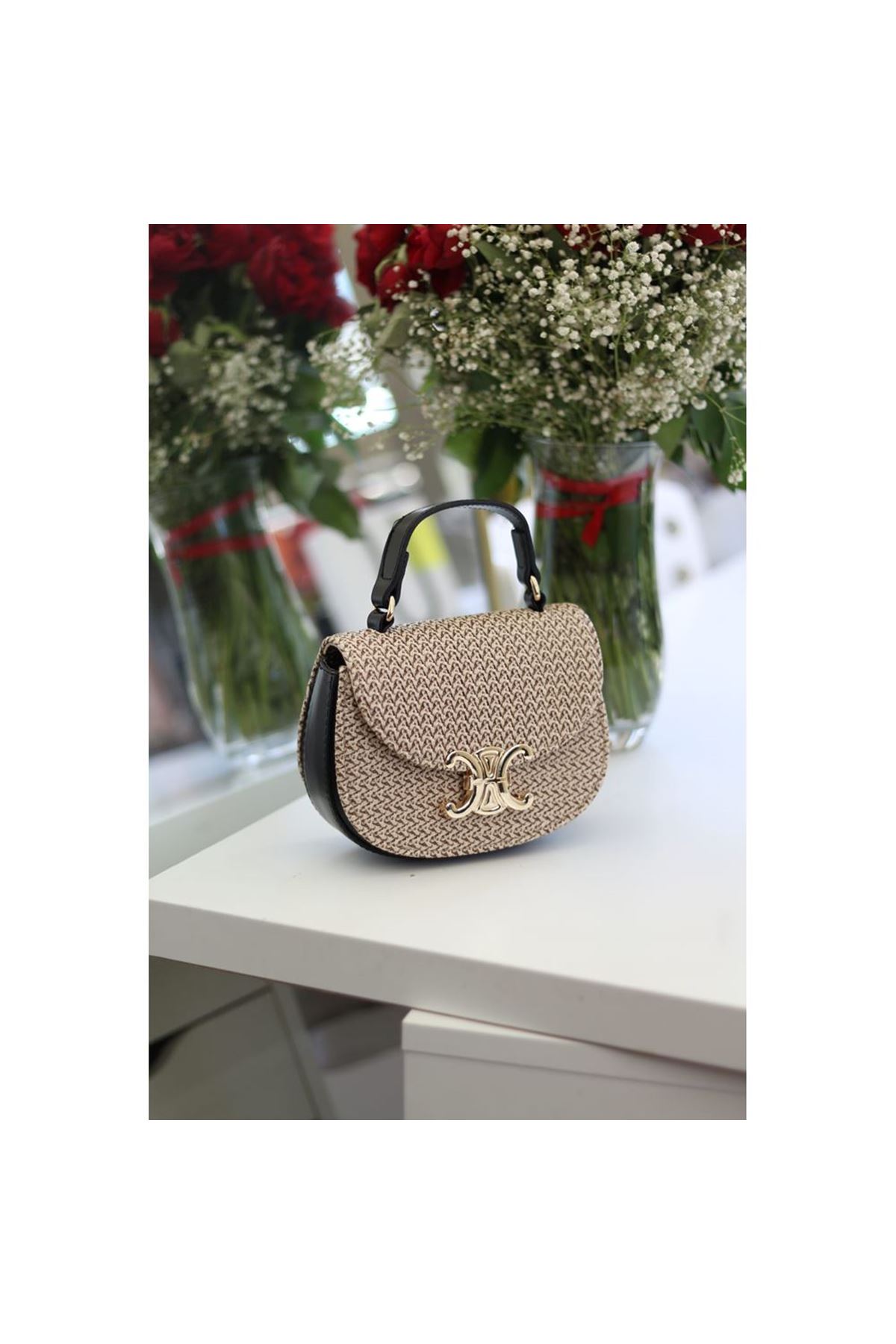 Kadın Siyah İşleme Desenli Gold Toka Detaylı Mini El &amp;amp; Omuz Çantası