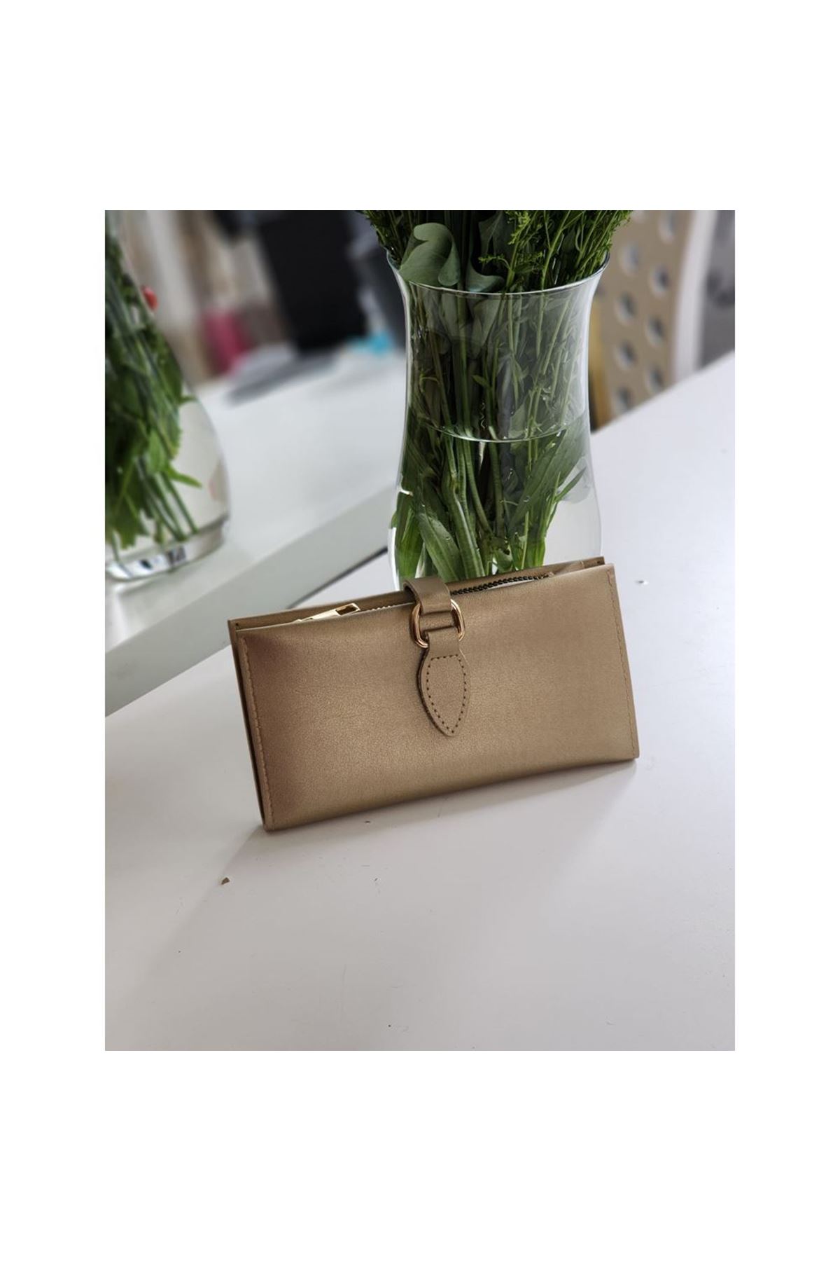 Kadın Gold Dokulu Toka Detaylı Cüzdan