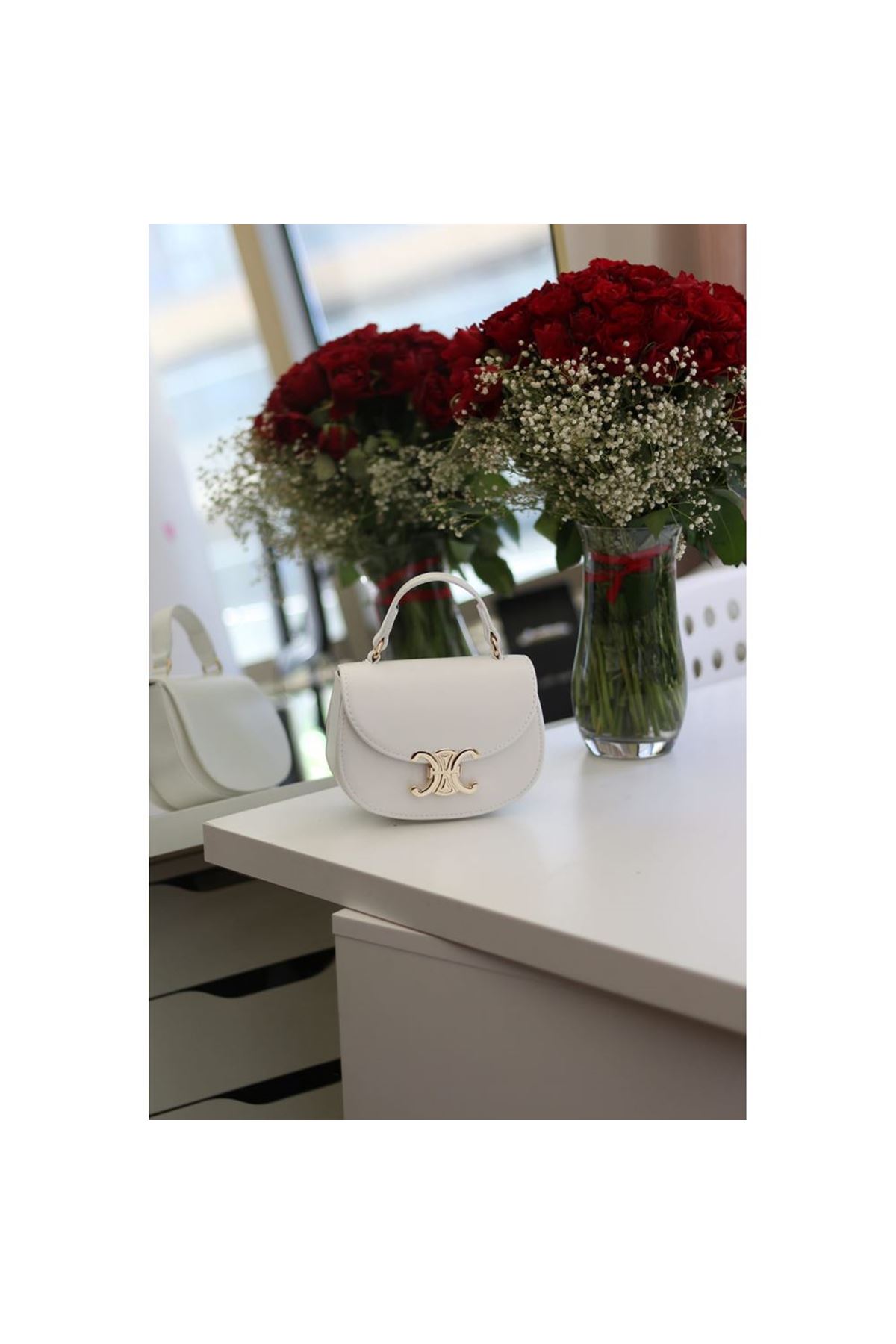 Kadın Beyaz Kanca Gold Toka Detaylı Mini El &amp;amp; Omuz Çantası