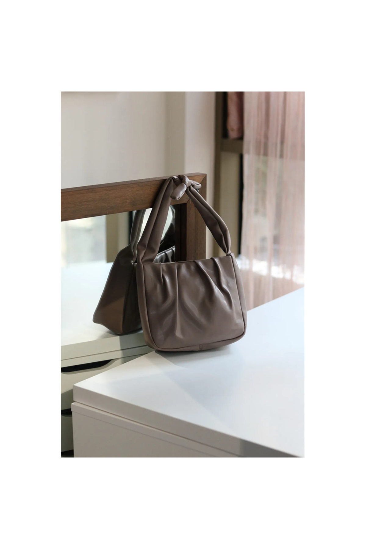 Kadın Vizon Fiyonk Askılı Omuz Çantası