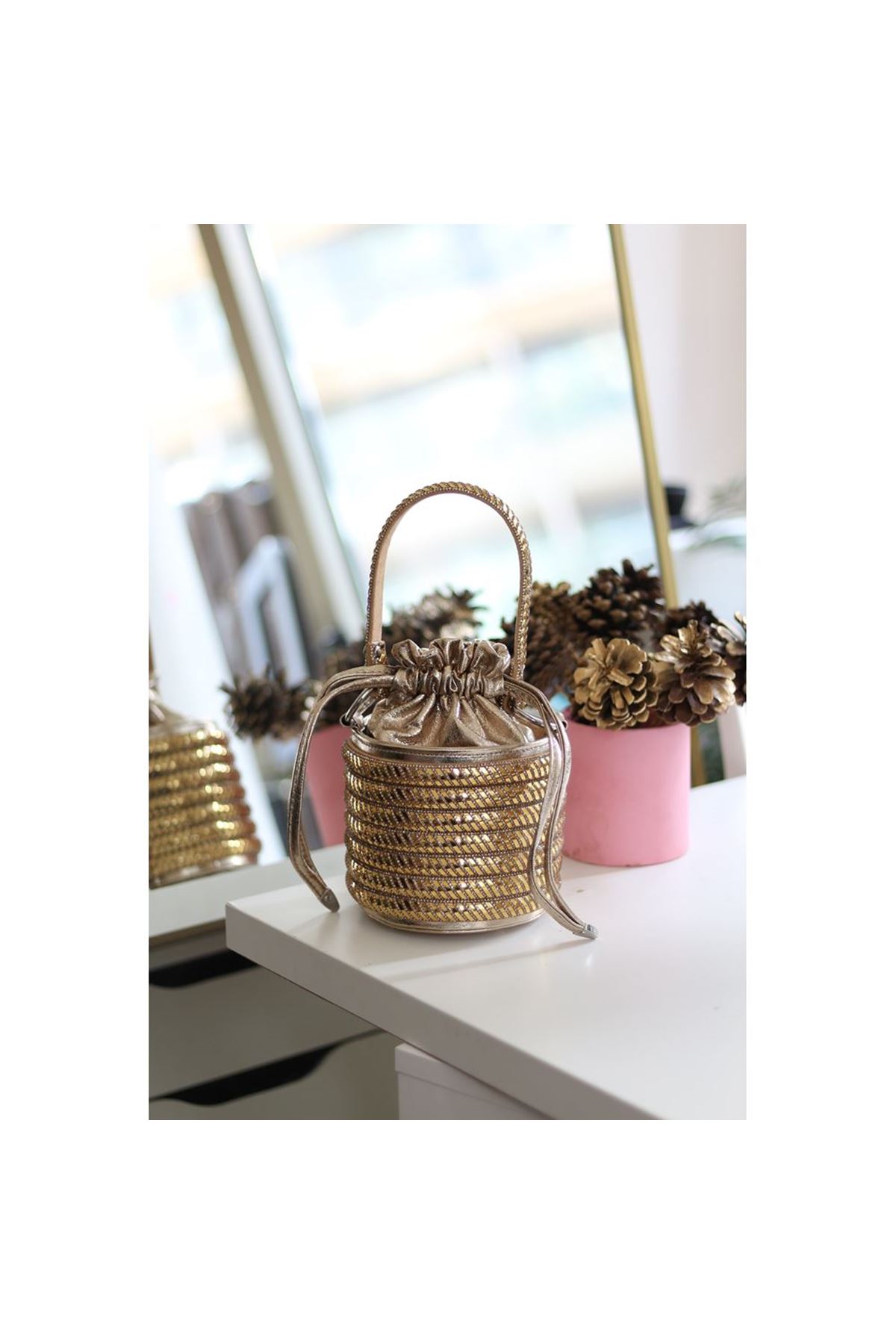 Kadın Gold Özel Form Çapraz Taş İşleme Abiye Çanta