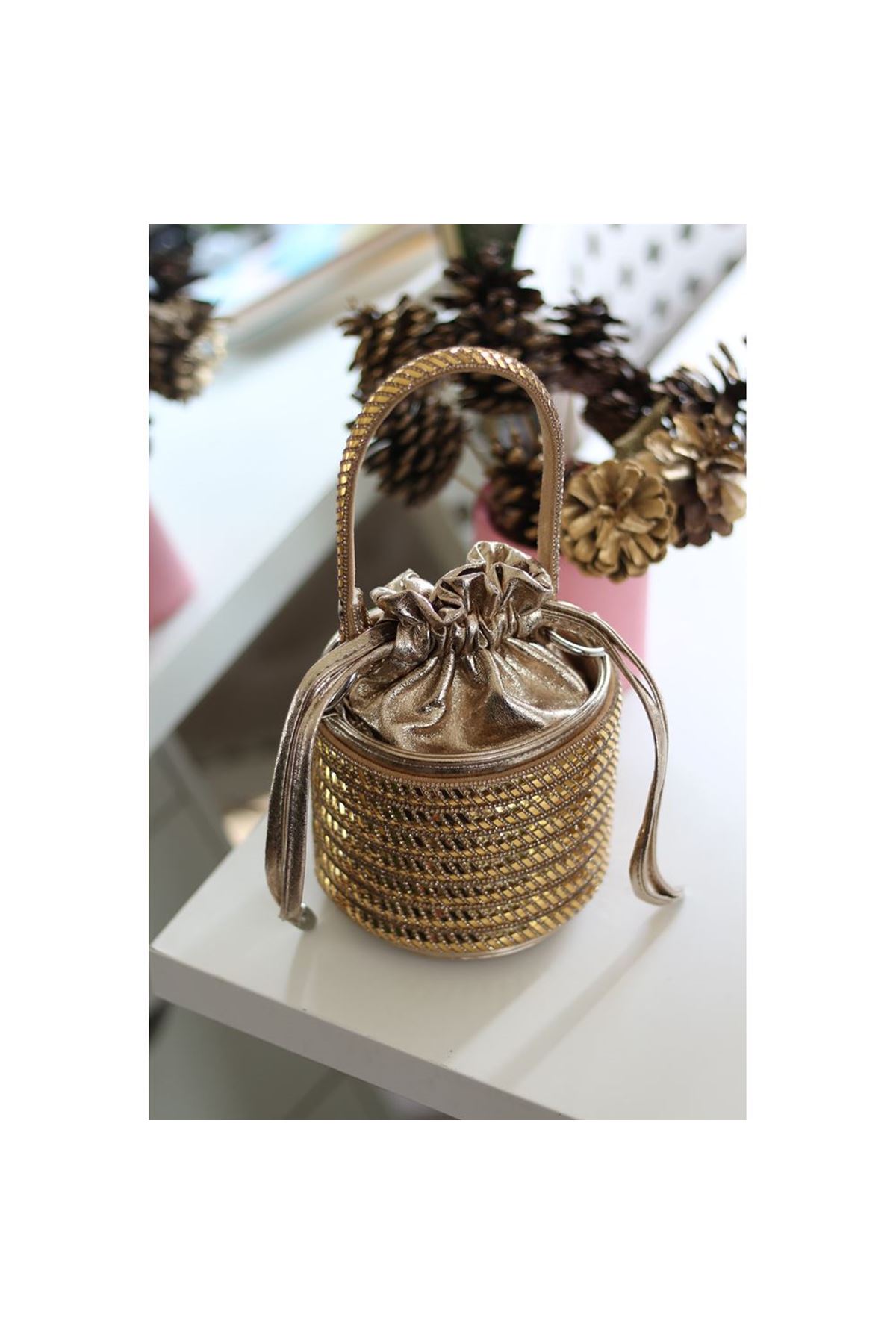 Kadın Gold Özel Form Çapraz Taş İşleme Abiye Çanta