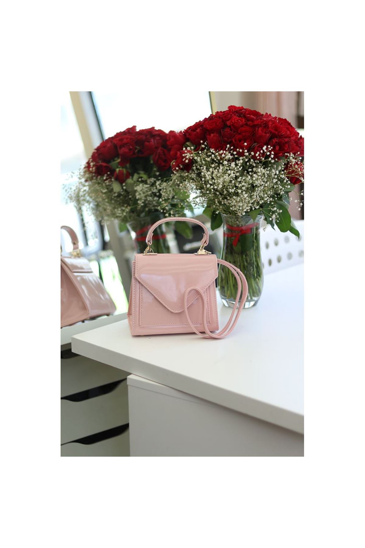 Kadın Pudra Rugan Kapak Detaylı Askılı Omuz Çantası