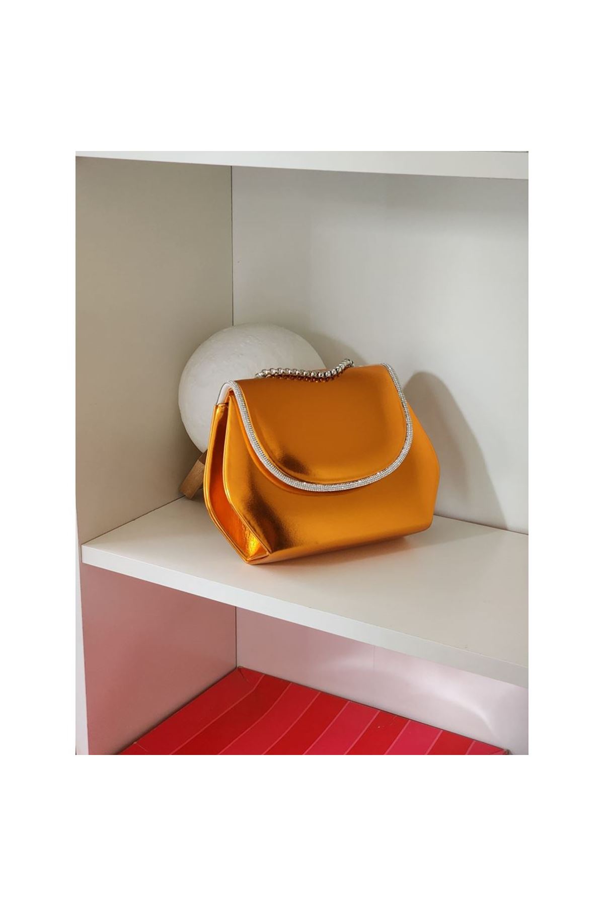 Kadın Turuncu Parlak Deri Taşlı Omuz Çantası