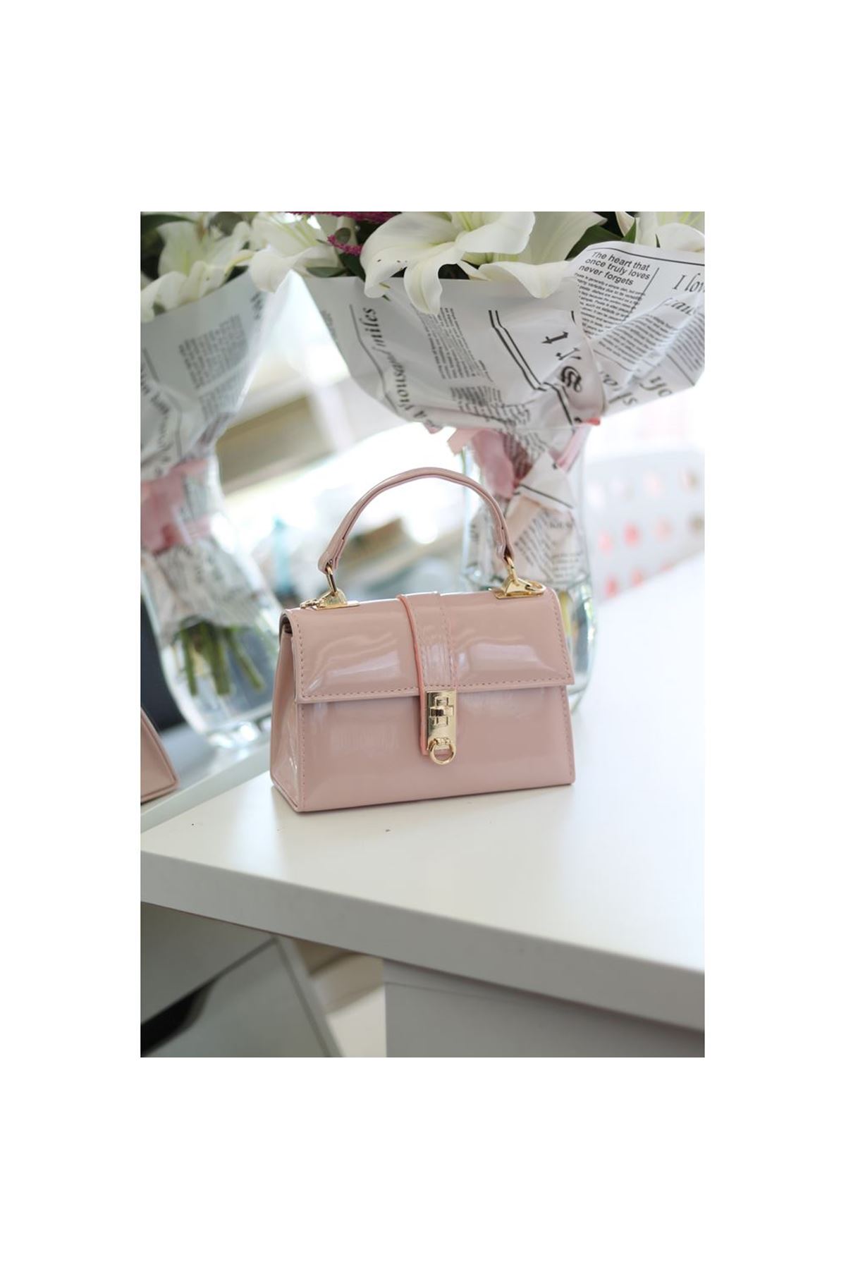 Kadın Pudra Rugan Toka Detaylı Zincirli El Omuz Çantası